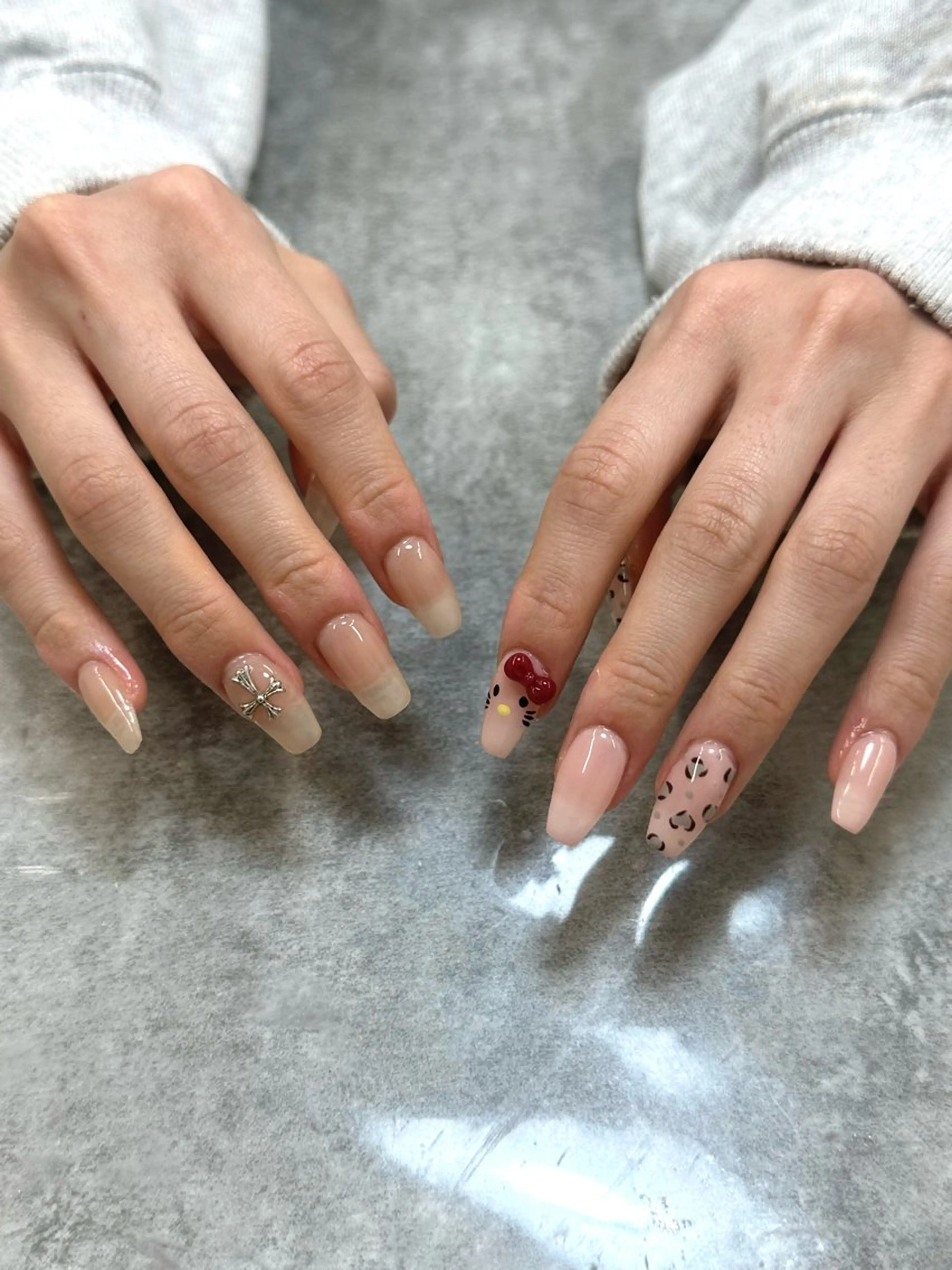 ネイル ハンドネイル 𝐦𝐢𝐲𝐮/韓 国𝐲𝟐𝐤ネイルのネイルデザイン