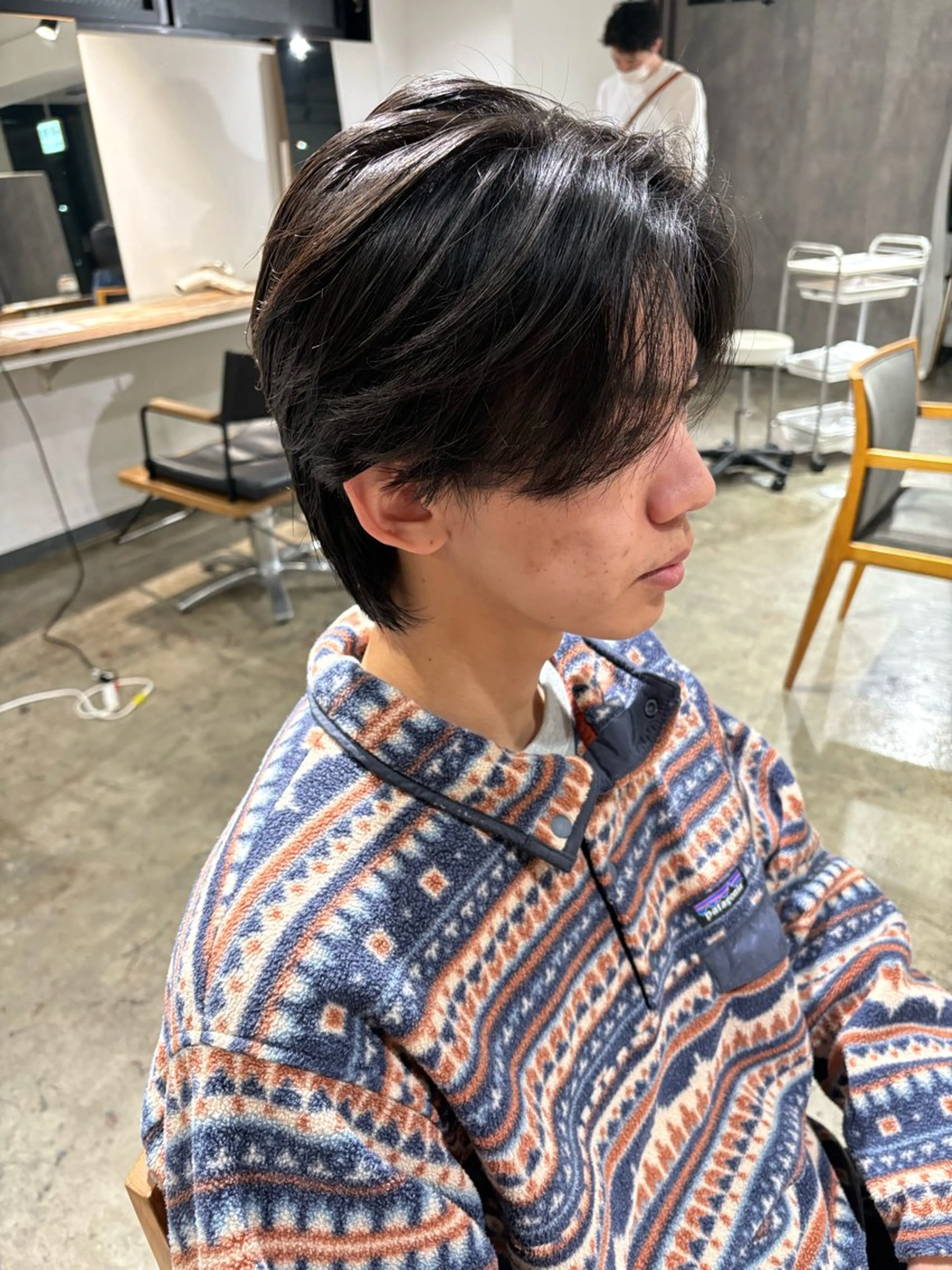 ショート パーマ メンズ センターパート ダウンパーマ フェザーパーマ カルマパーマ メンズ韓国風 カット パーマ トリートメント become men's hair 名駅店所属・名駅/フェザーパーマ 韓国ヘア/森岡のヘアスタイル