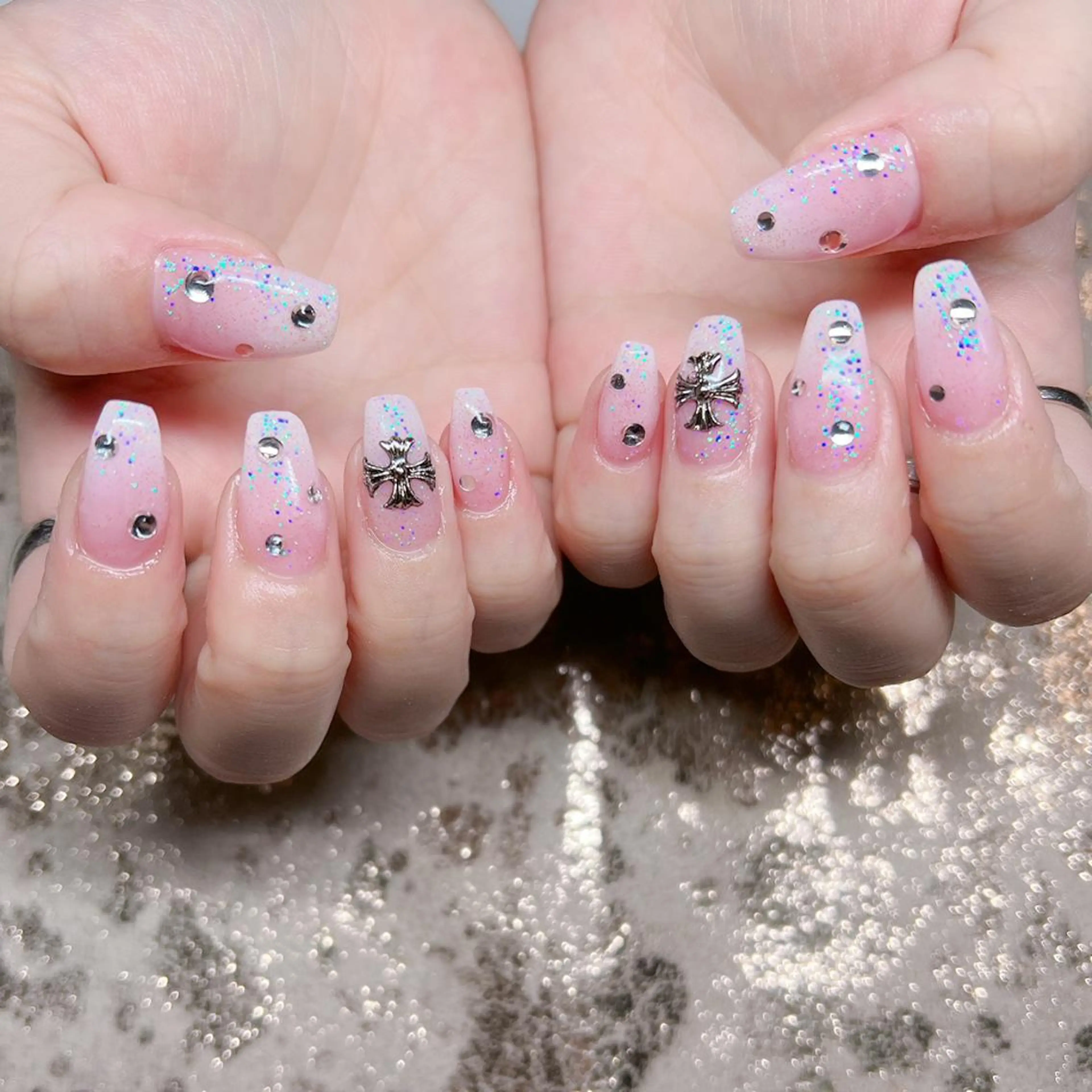 ネイル 個室ネイルサロンDolly  Girl〜ドーリーガール〜所属・DollyGirl KYOKOのネイルデザイン