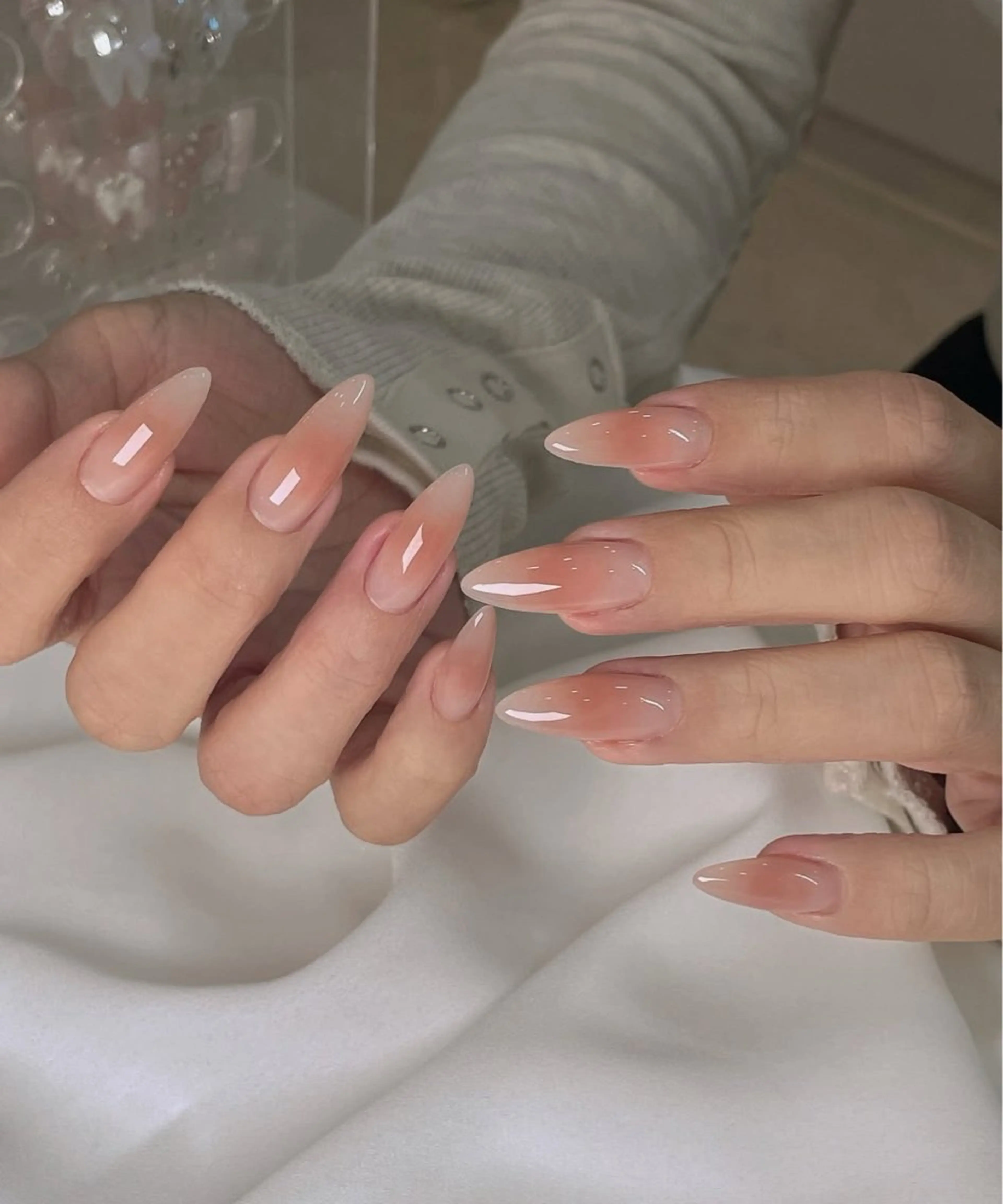 ネイル アニマル柄 オーロラネイル チークネイル フラッシュネイル ジェルネイル ハンドネイル Lyna 池袋のネイルデザイン