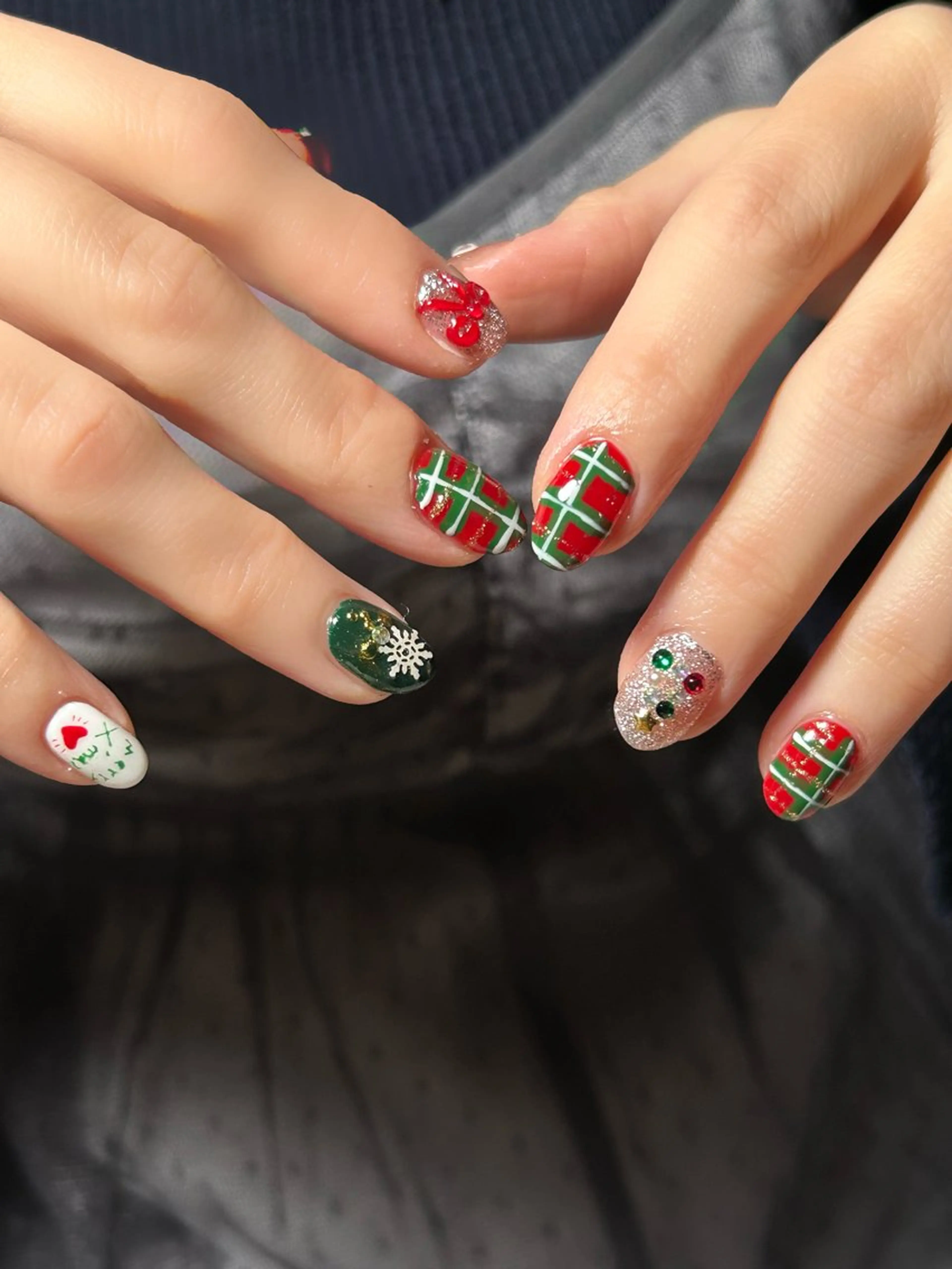 ネイル lady bird yoshieのネイルデザイン