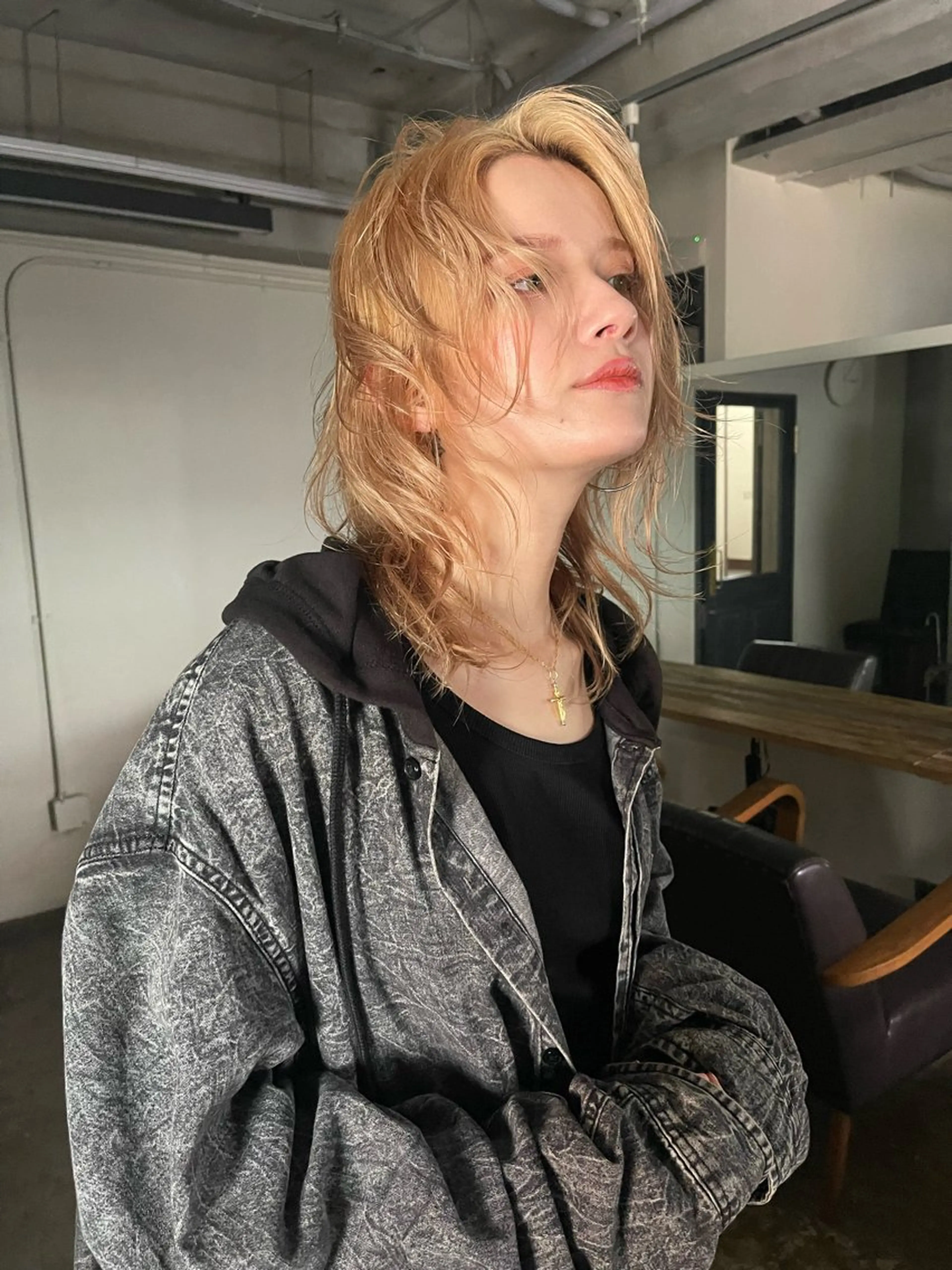 セミロング カラー 安部佑哉/ハイトーン /レイヤー/グランジのヘアスタイル