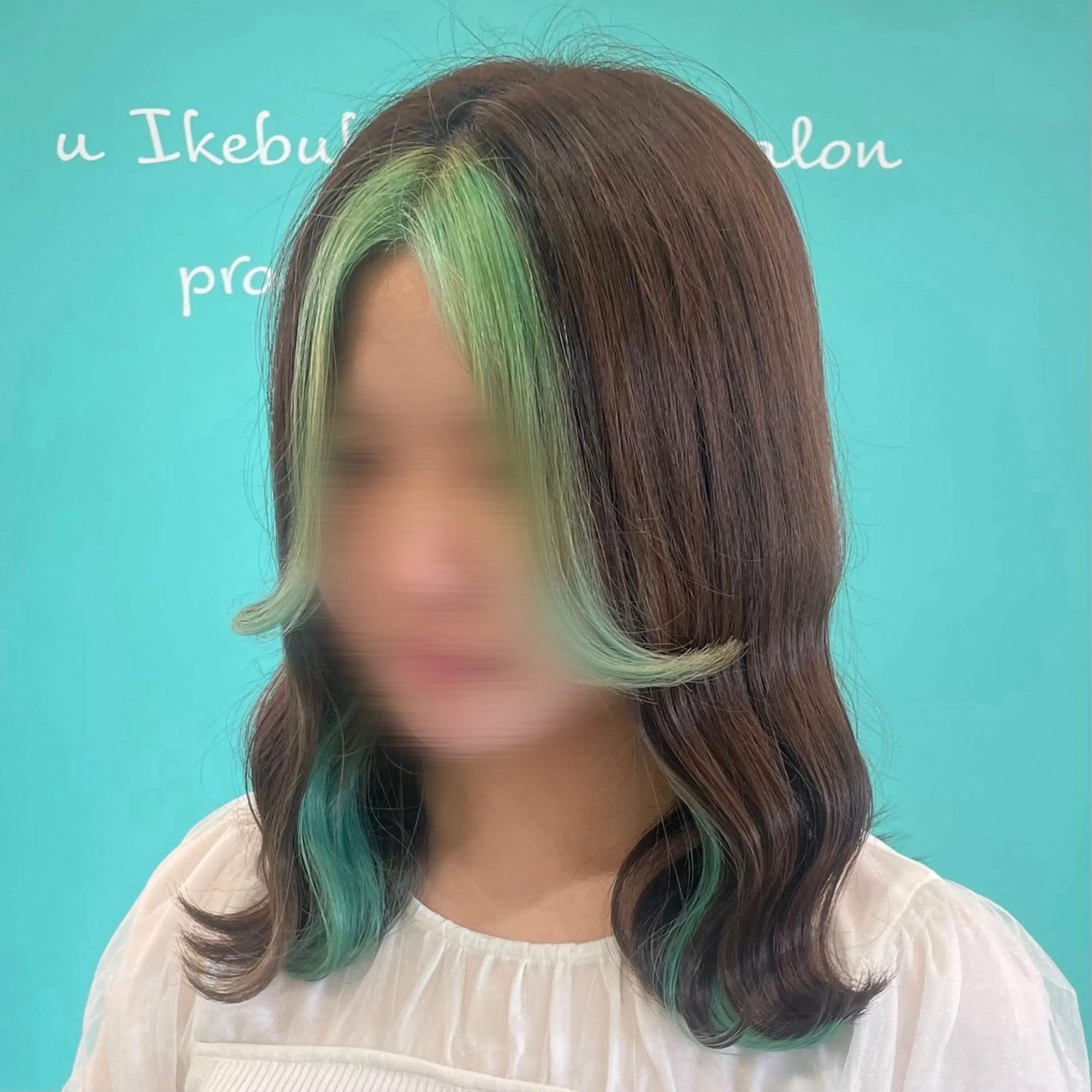 ミディアム カラー イヤリングカラー Natsuki‎🤍 透明感×艶カラー🫧のヘアスタイル