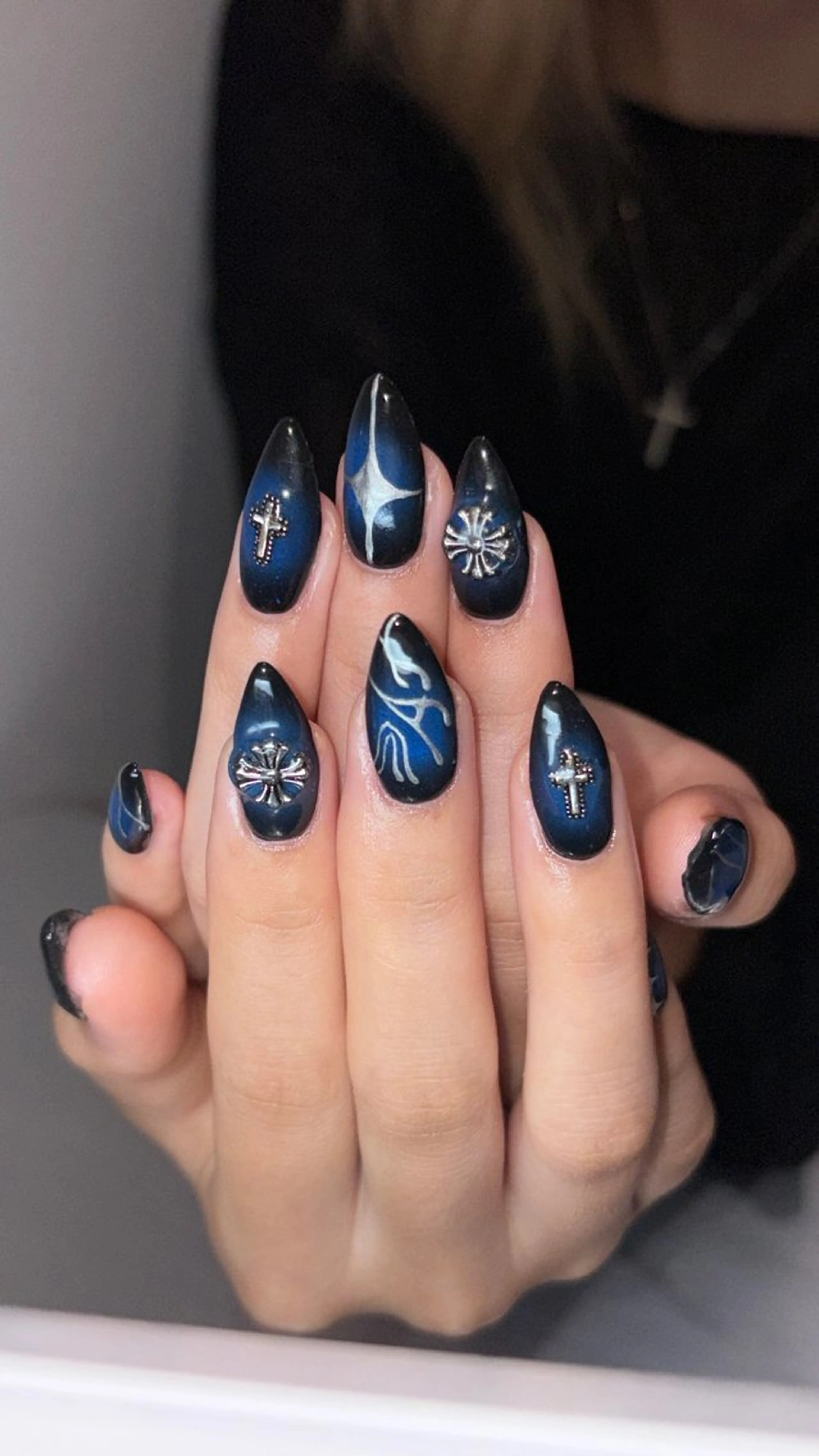 ネイル ハンドネイル 👽個性派ネイル🎀 komachiのマツエク・マツパデザイン