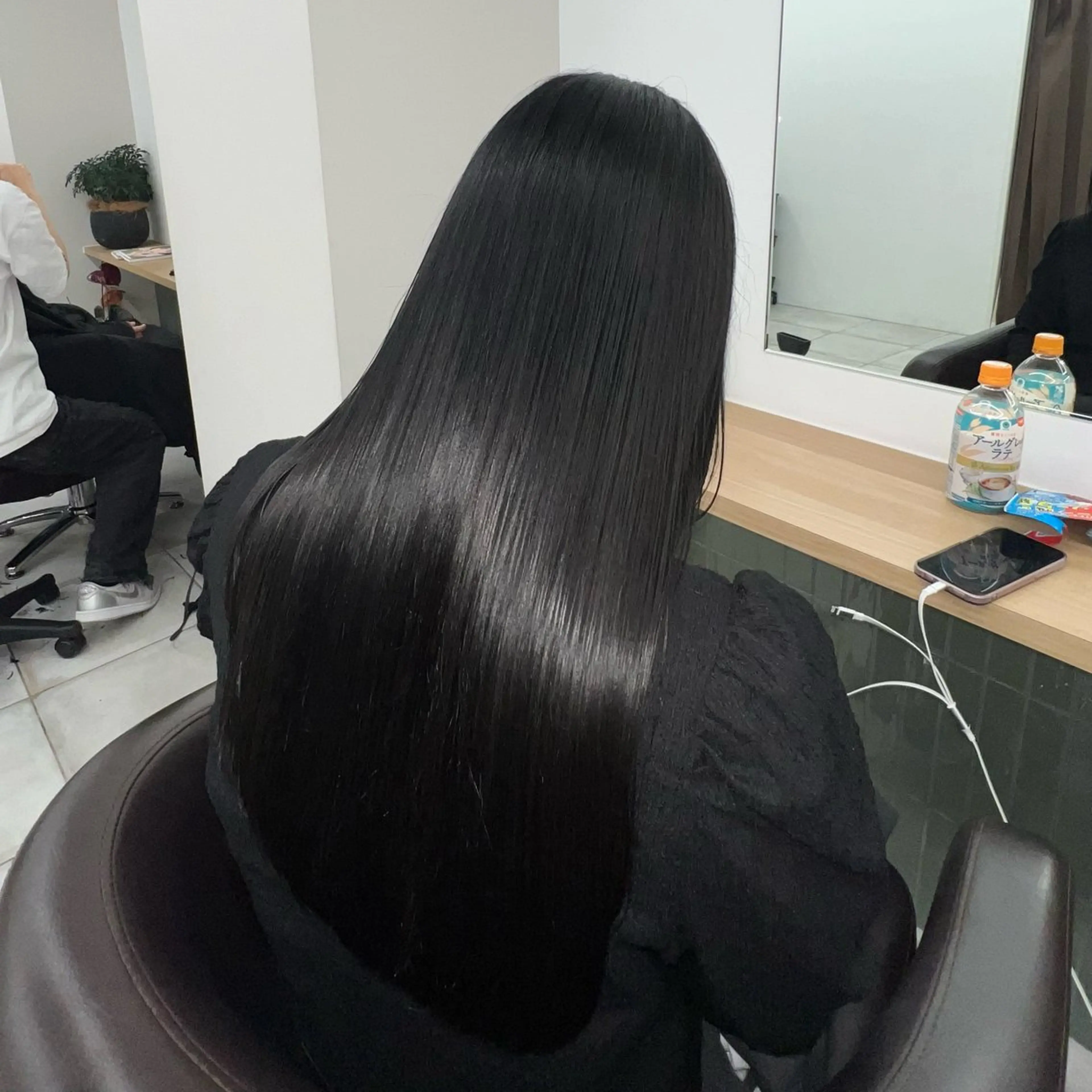 ロング カラー カット ヘアカラー トリートメント 赤みゼロ/透明感 カラー🌿KANTAのヘアスタイル