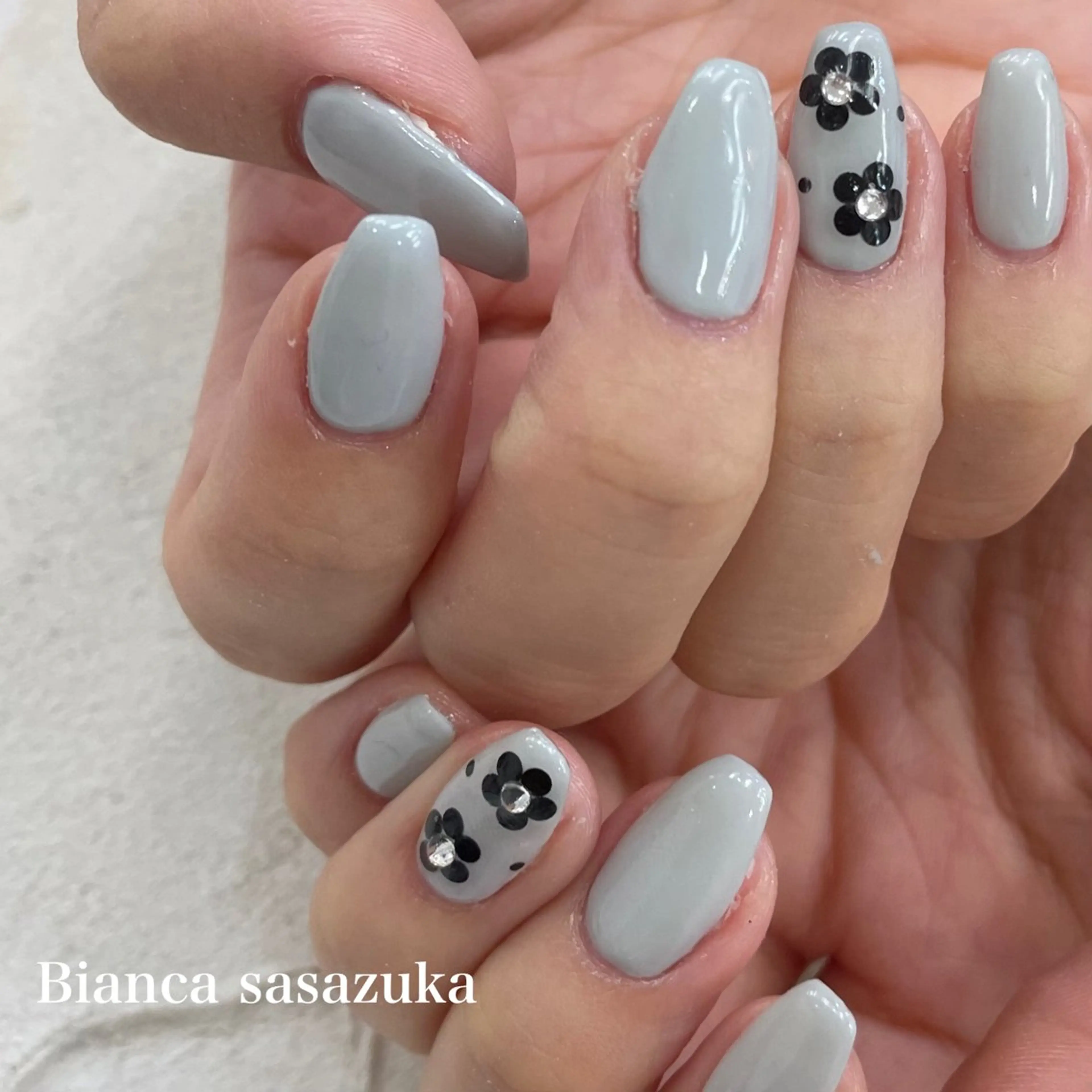 ネイル ジェルネイル マグネットネイル ニュアンスネイル ワンカラーネイル パラジェル ハンドネイル MIU🎀笹塚/ パラジェルのネイルデザイン