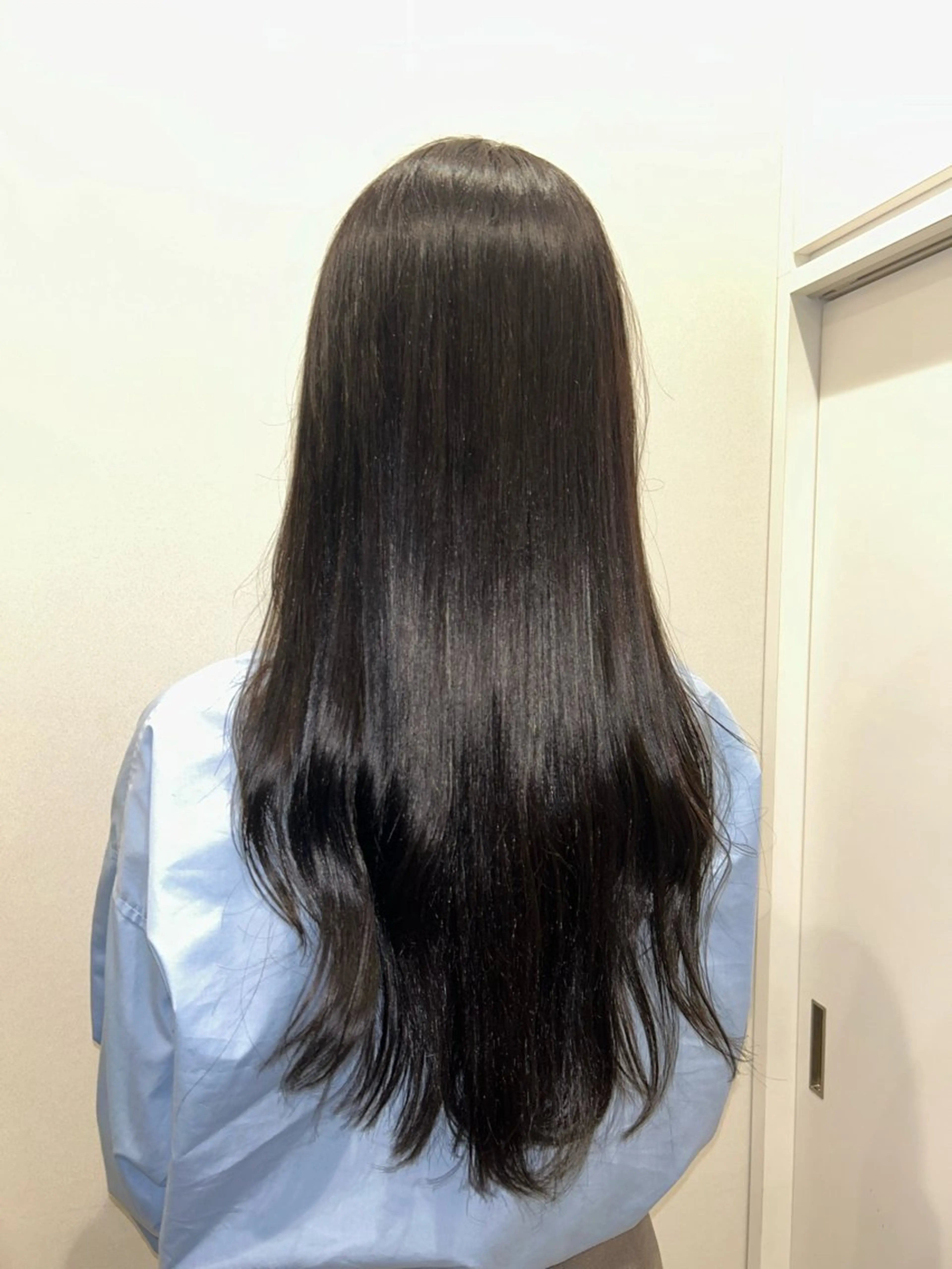 【女性限定🎀】肩下カットのみ＋トリートメント⭐️の写真