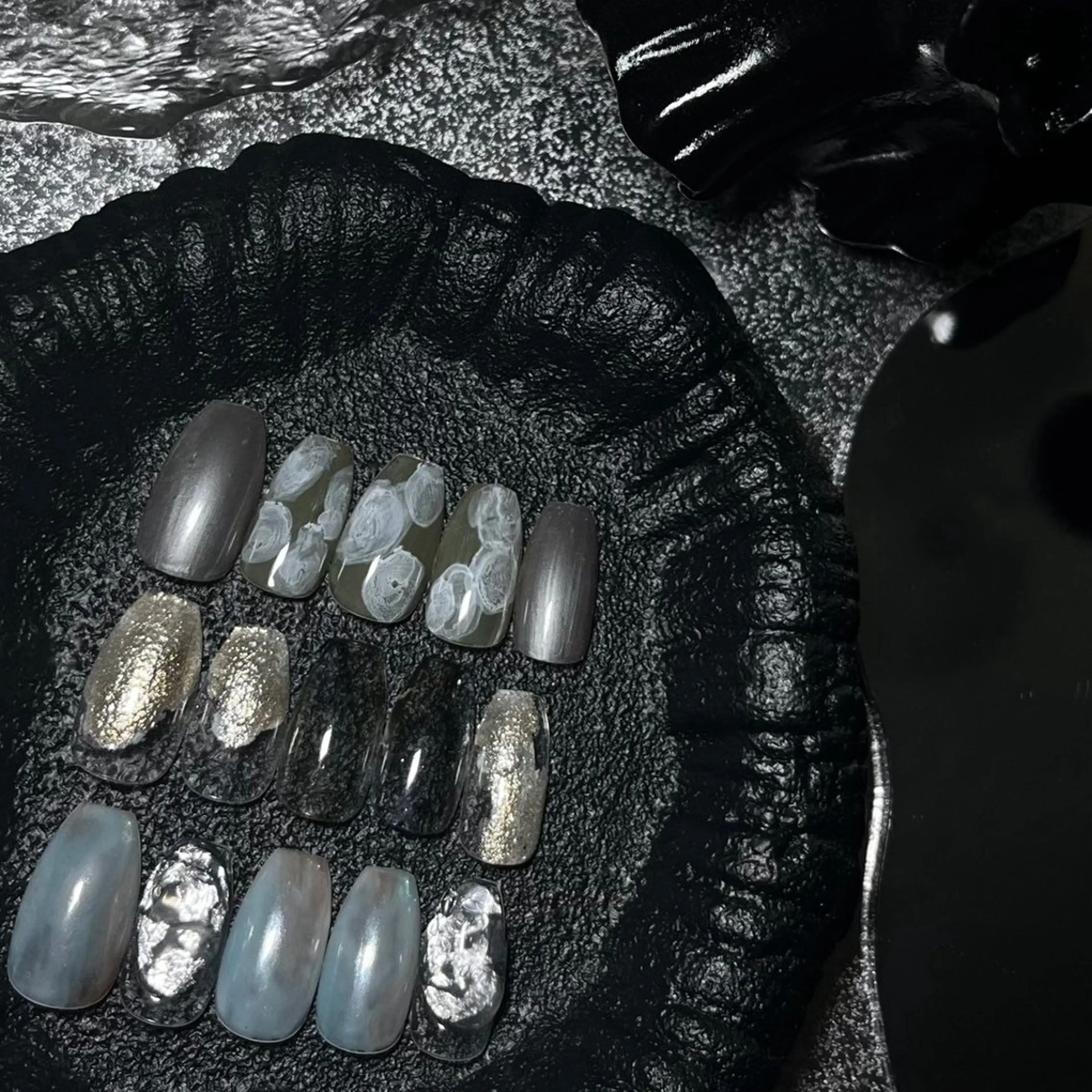 ネイル ハンドネイル Cleo 名古屋駅店 🖤Seraのネイルデザイン