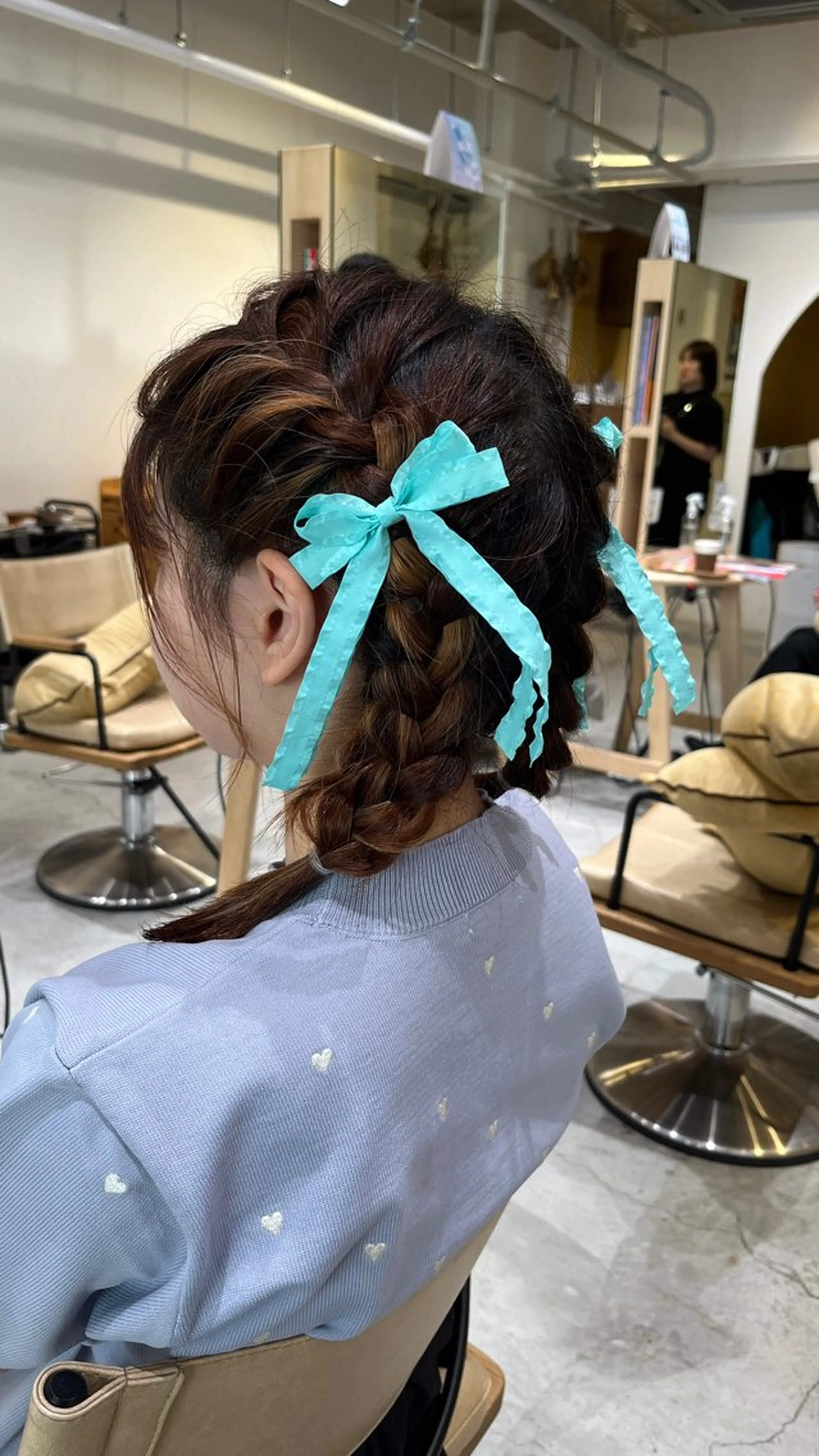 ミディアム ツインテール ヘアセット en't所属・佐藤　ひなの ／艶髪のヘアスタイル