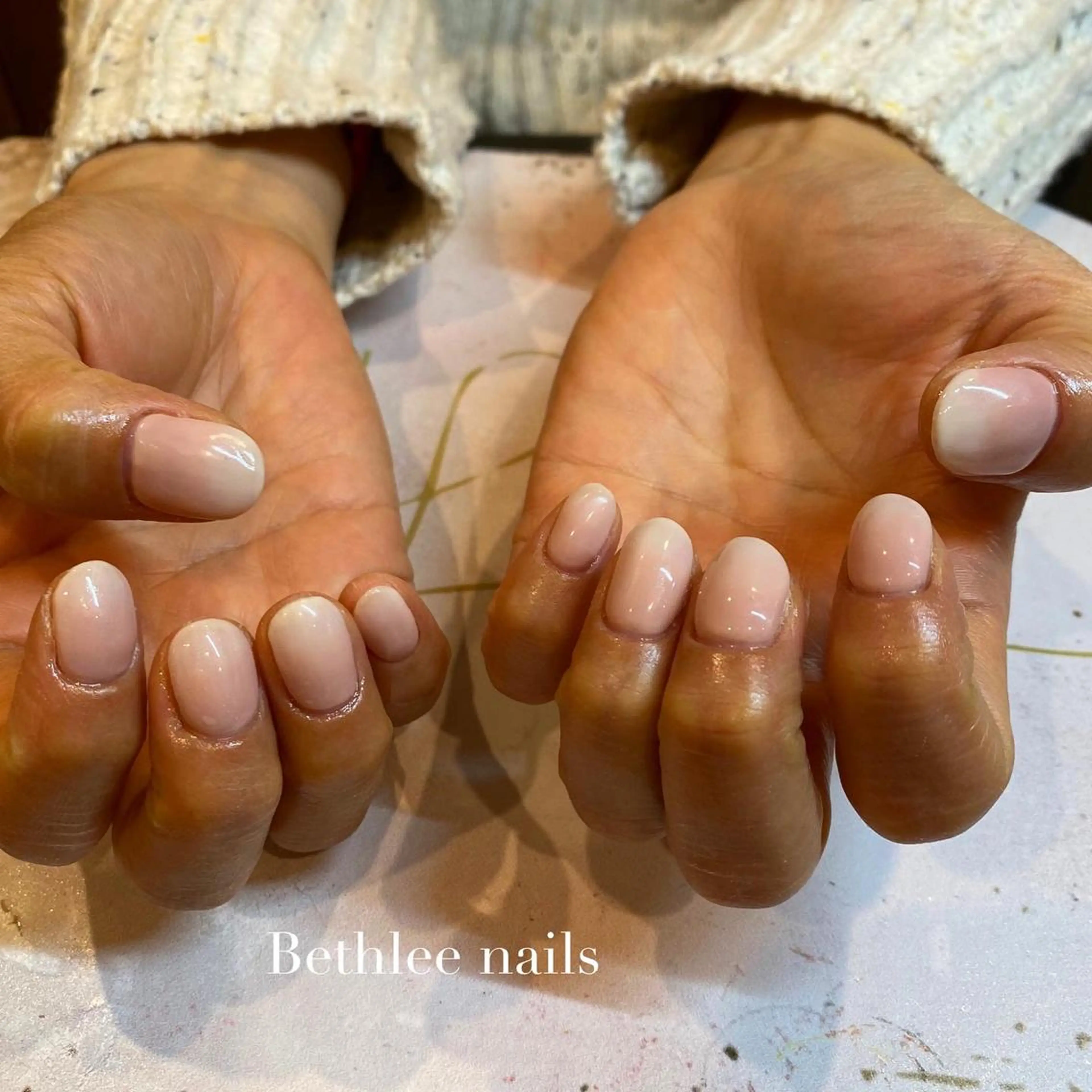 ネイル グラデーション ハンドネイル Bethlee nailsのネイルデザイン