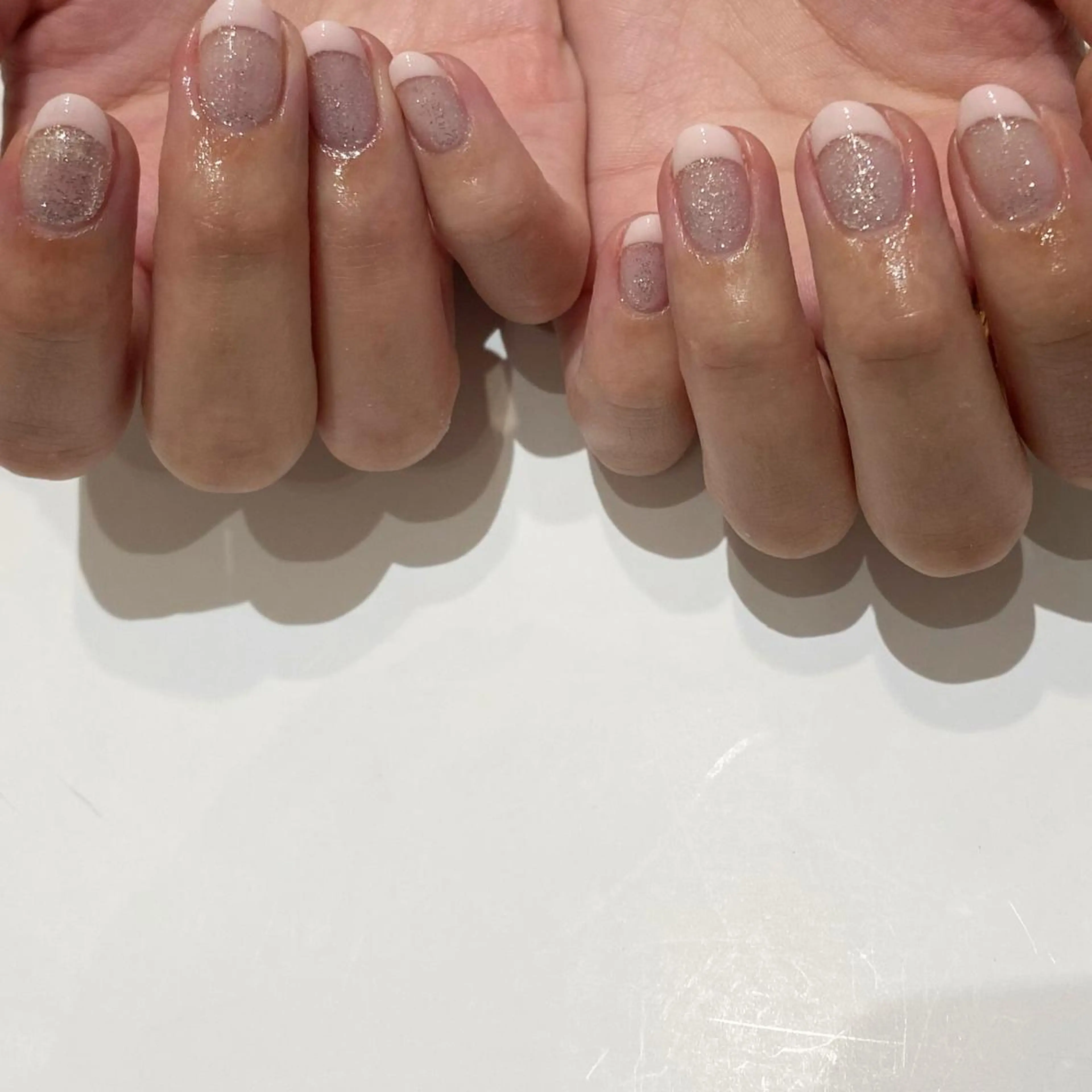 ネイル ネイル&アイ　QUEEN&CRIMSON所属・眉WAX/ピーリング ホワイトニングの眉毛・アイブロウイメージ