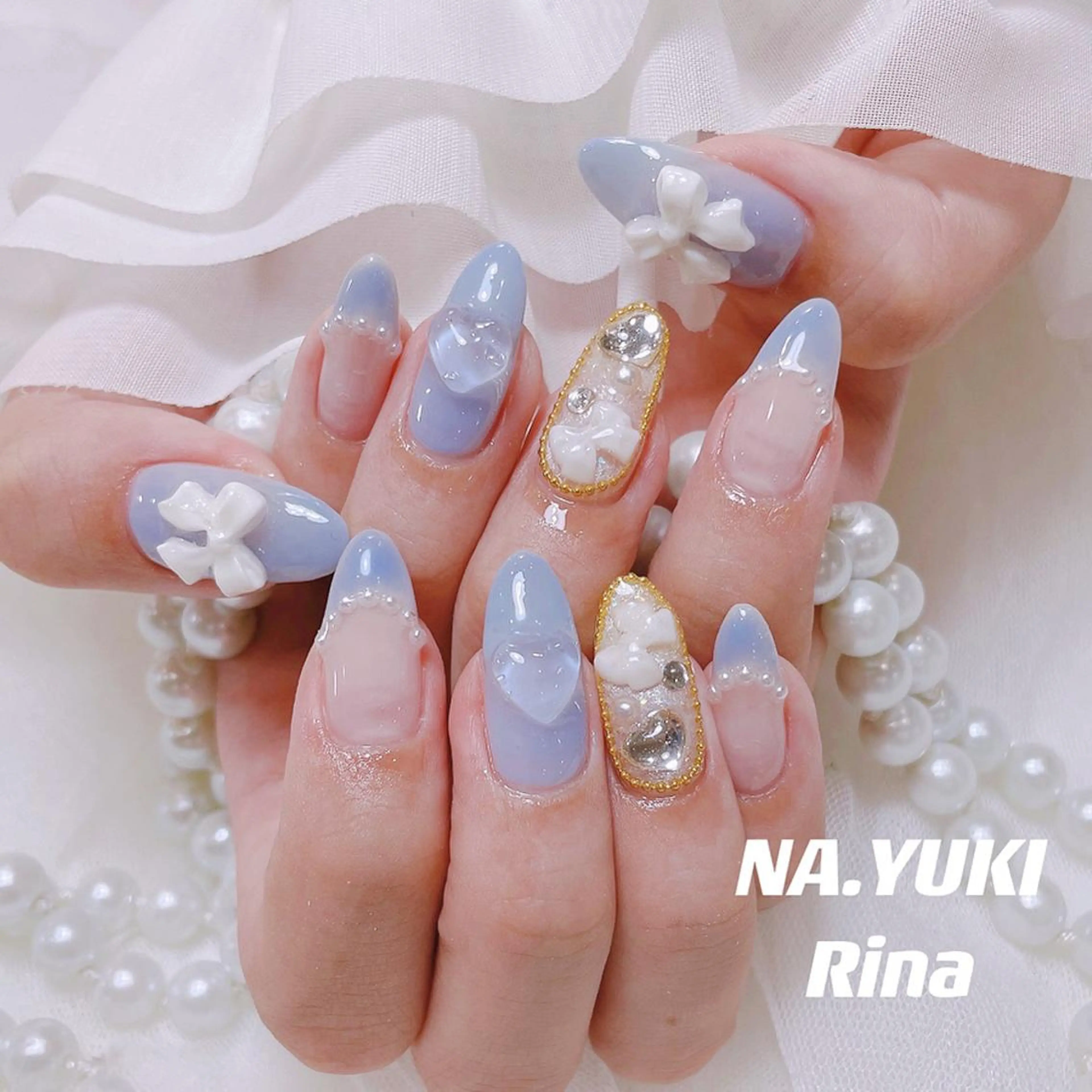 ネイル 🦋 Queenieのネイルデザイン