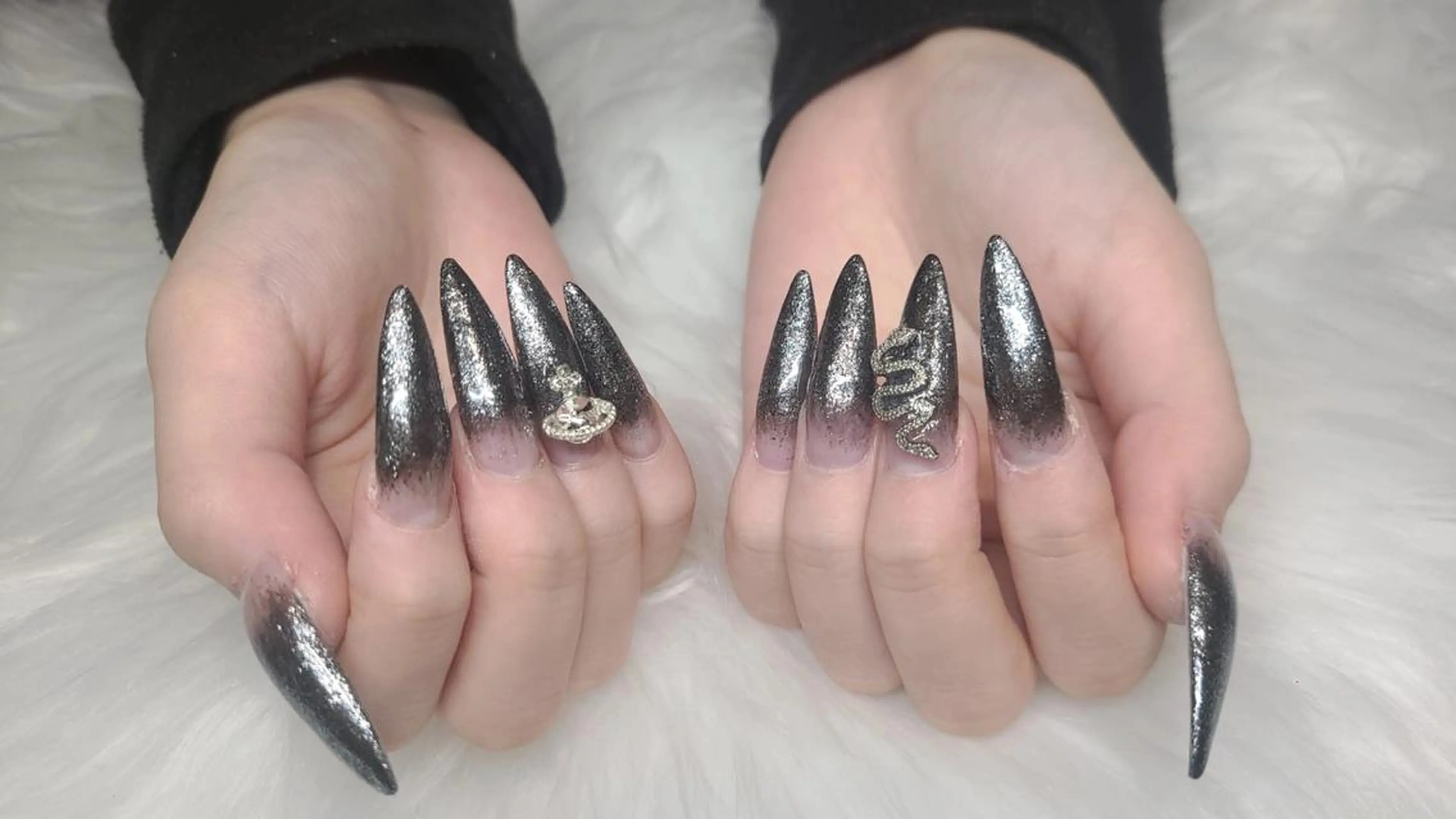 ネイル グラデーション ラメ(グリッター) ラメグラデーション ハンドネイル Ravissy nail.のネイルデザイン