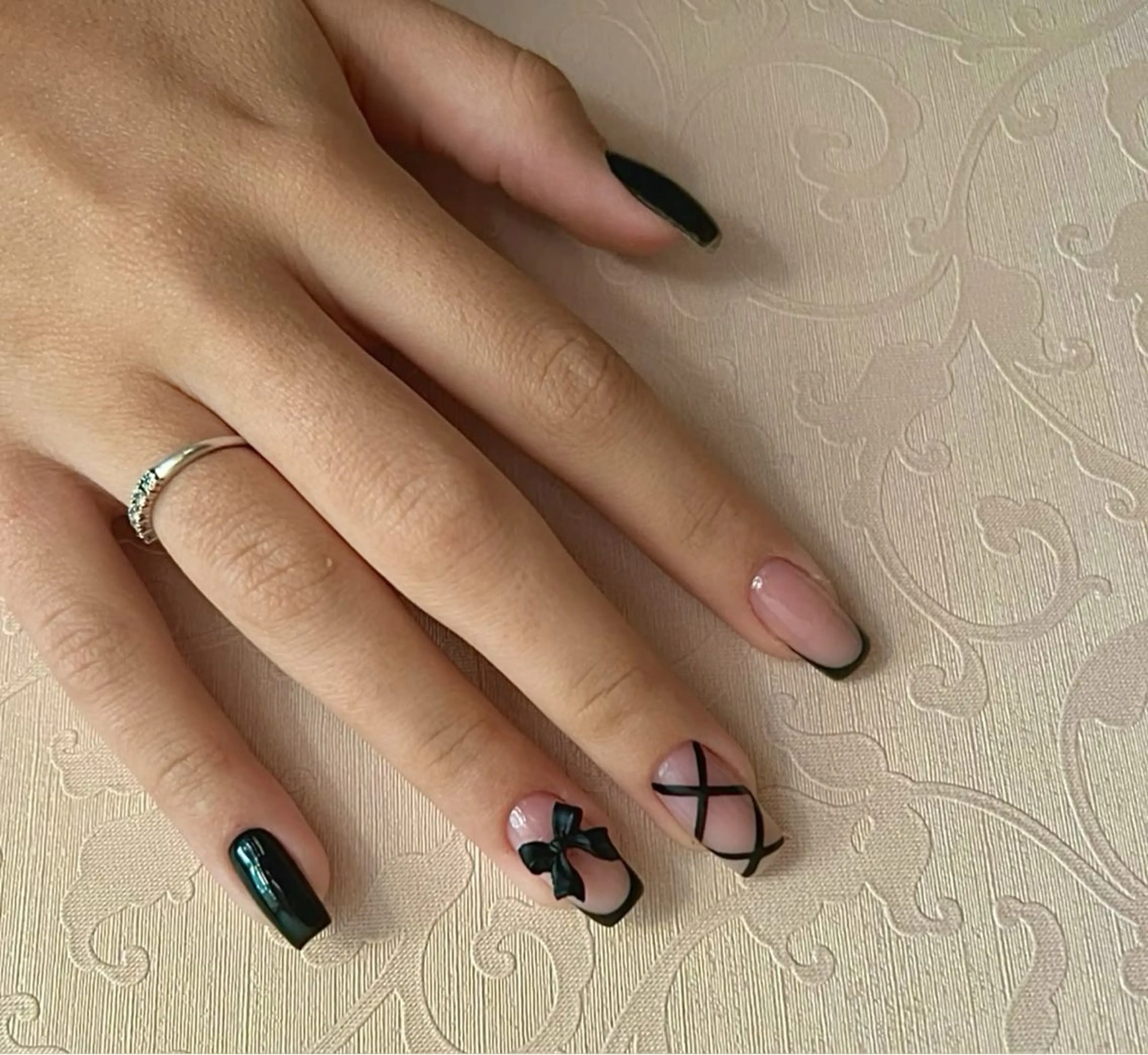 ネイル 韓国ネイル 持ち込み ハンドネイル EMI ANA.CHUOのネイルデザイン