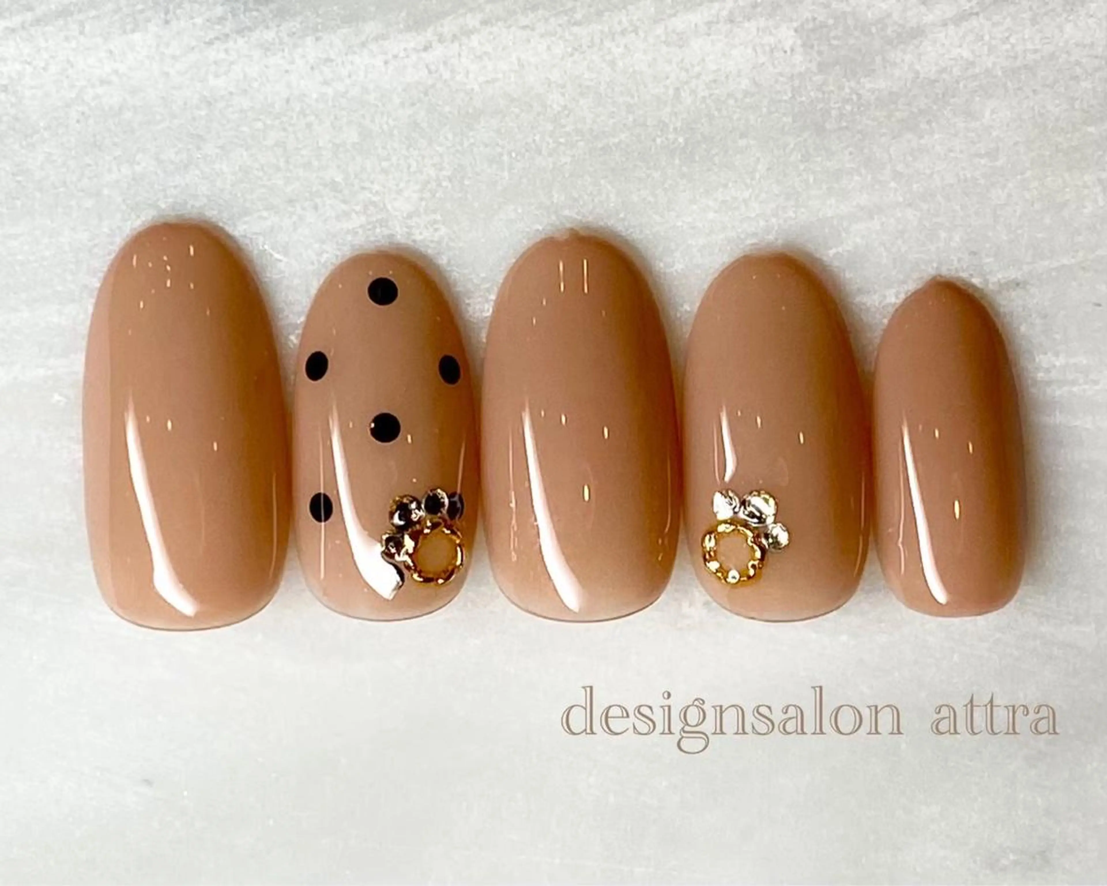 ネイル ハンドネイル デザインサロン attra 本八幡店のネイルデザイン