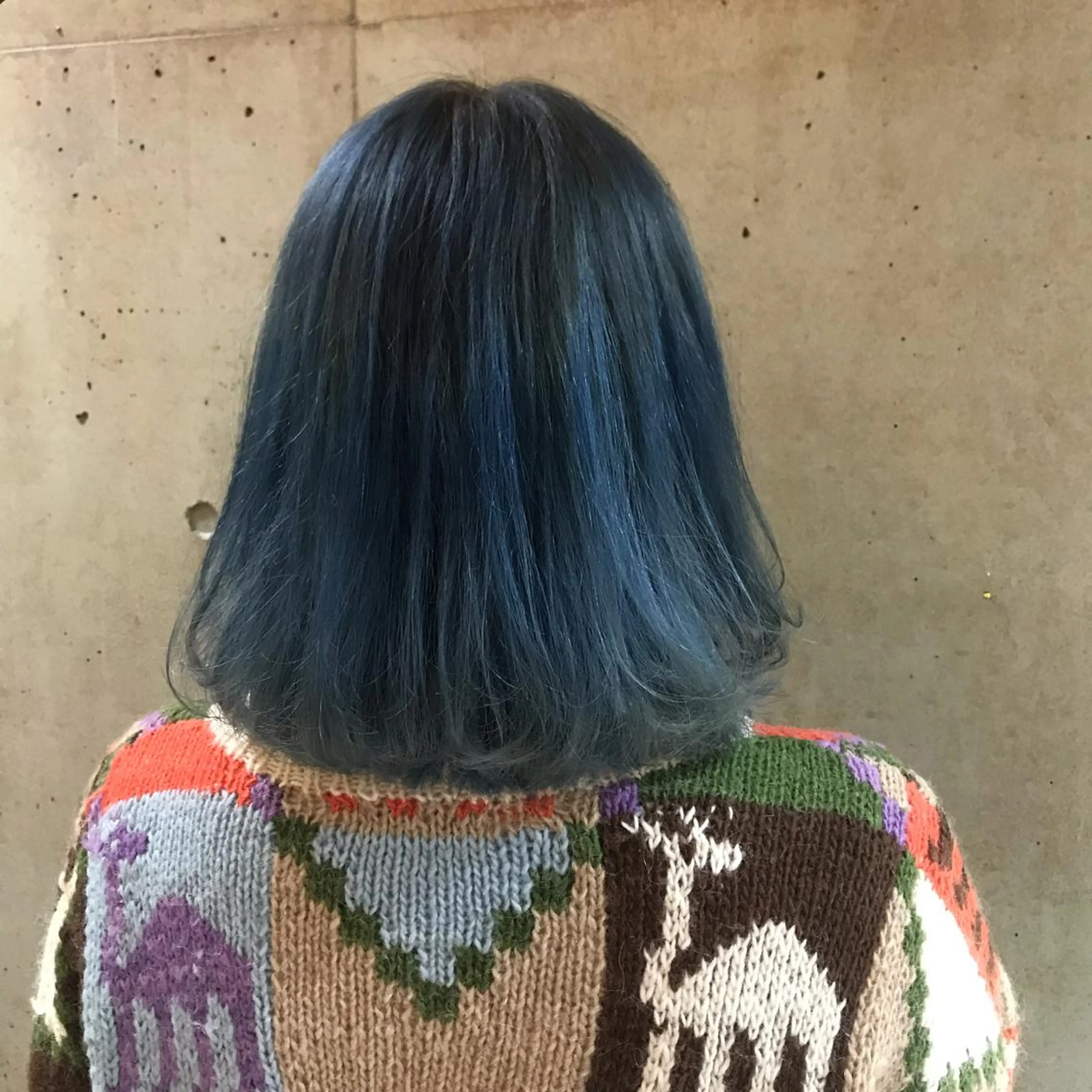 ミディアム カラー 一ノ瀬 蘭のヘアスタイル