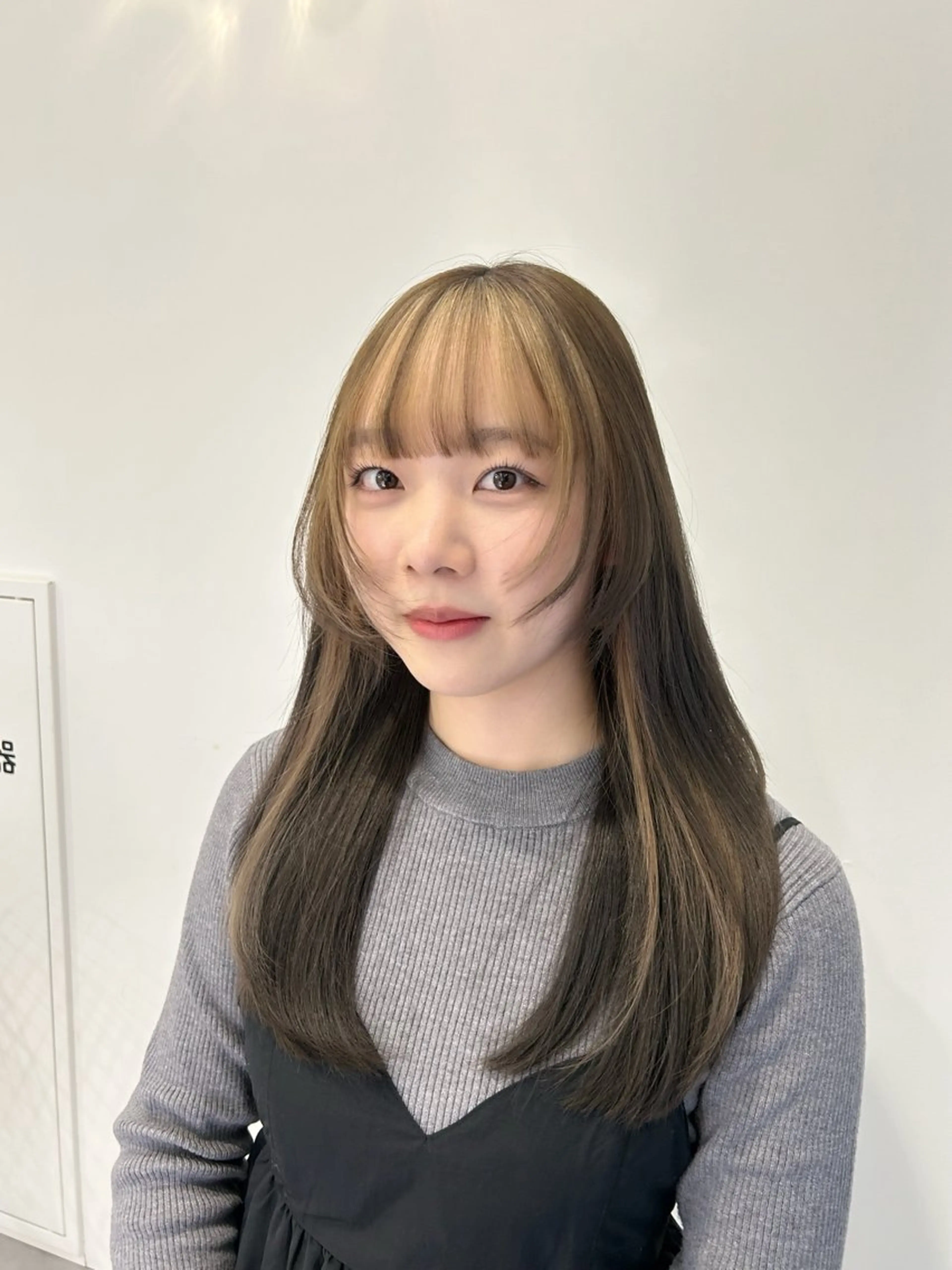 ロング 顔周りカット レイヤーカット 萩野 百香のヘアスタイル