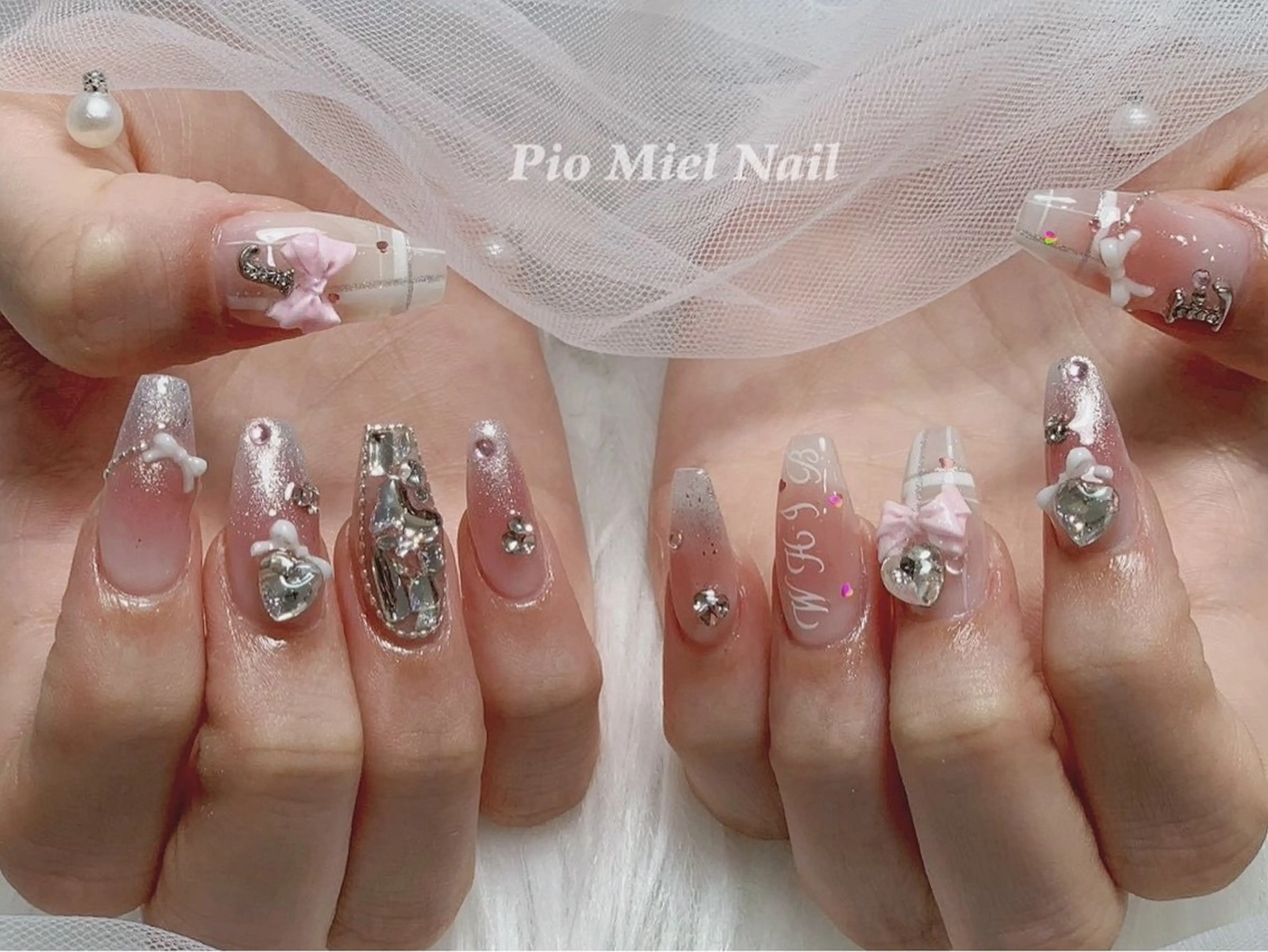 ネイル ハンドネイル HANA 長さだしのネイルデザイン