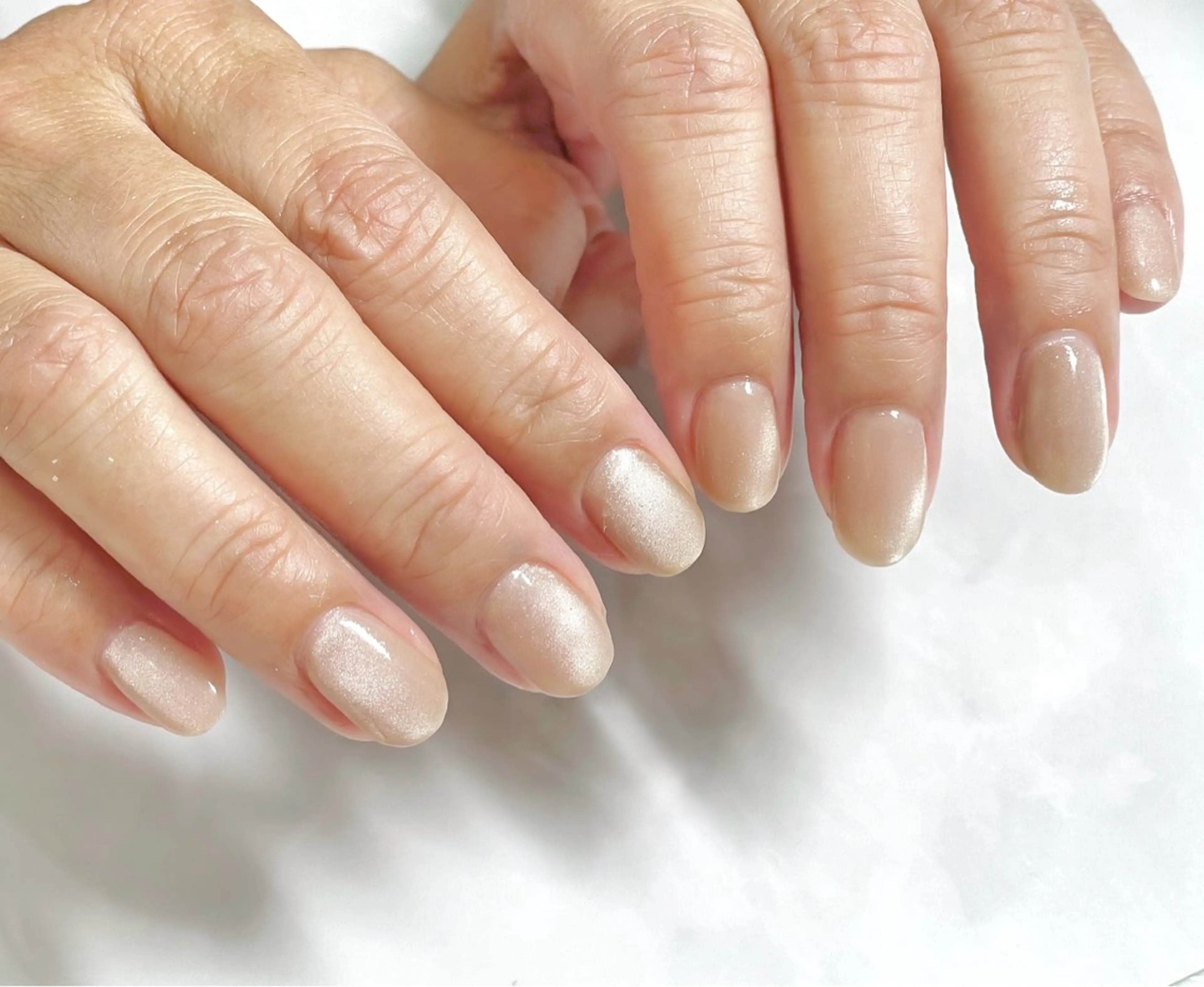 ショート BURGUNDY 🌹eriのネイルデザイン