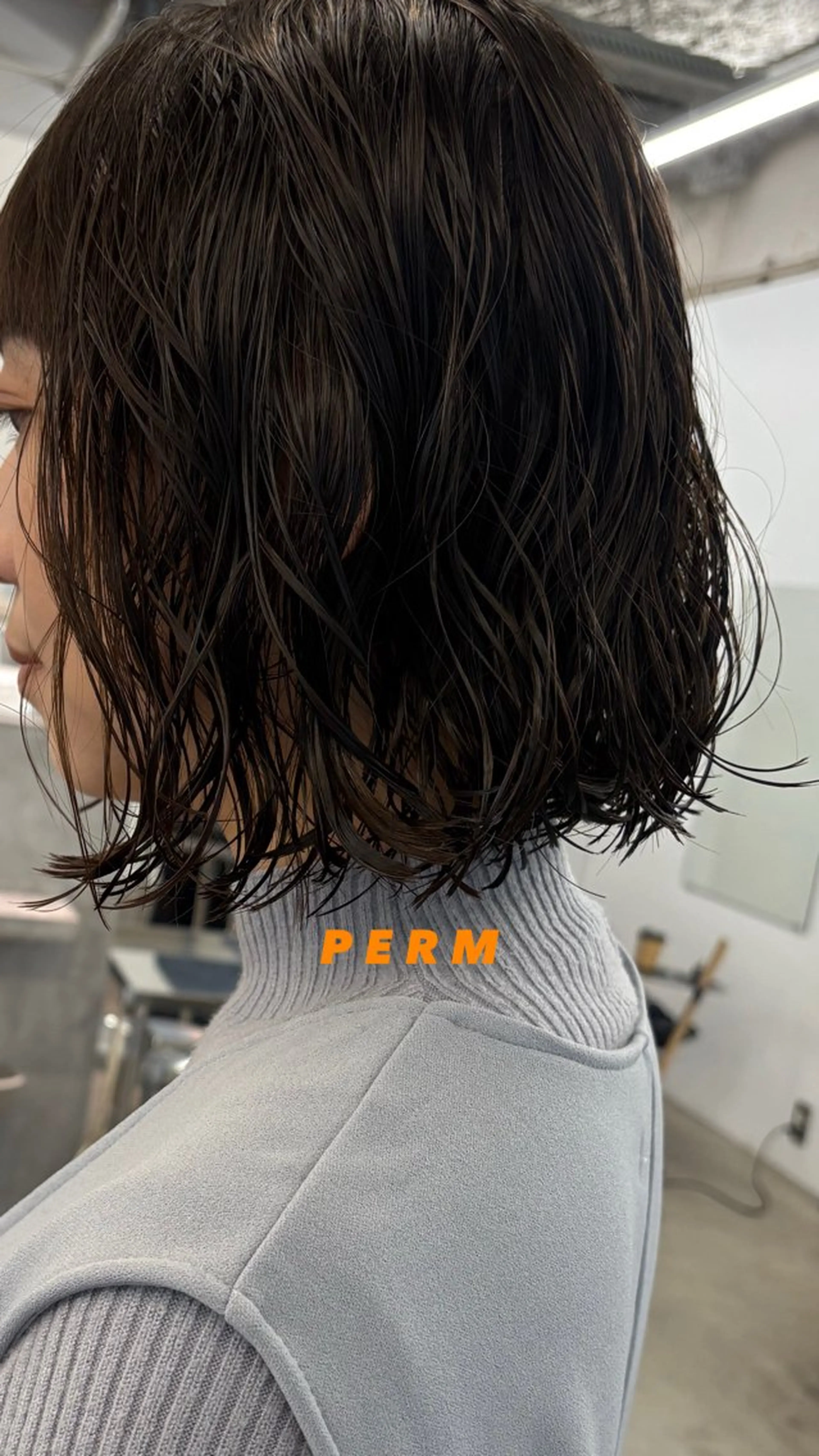 ショート パーマ ボブ カット パーマ パーマ、ボブ、透明感 カラー、小須田ゆあのヘアスタイル