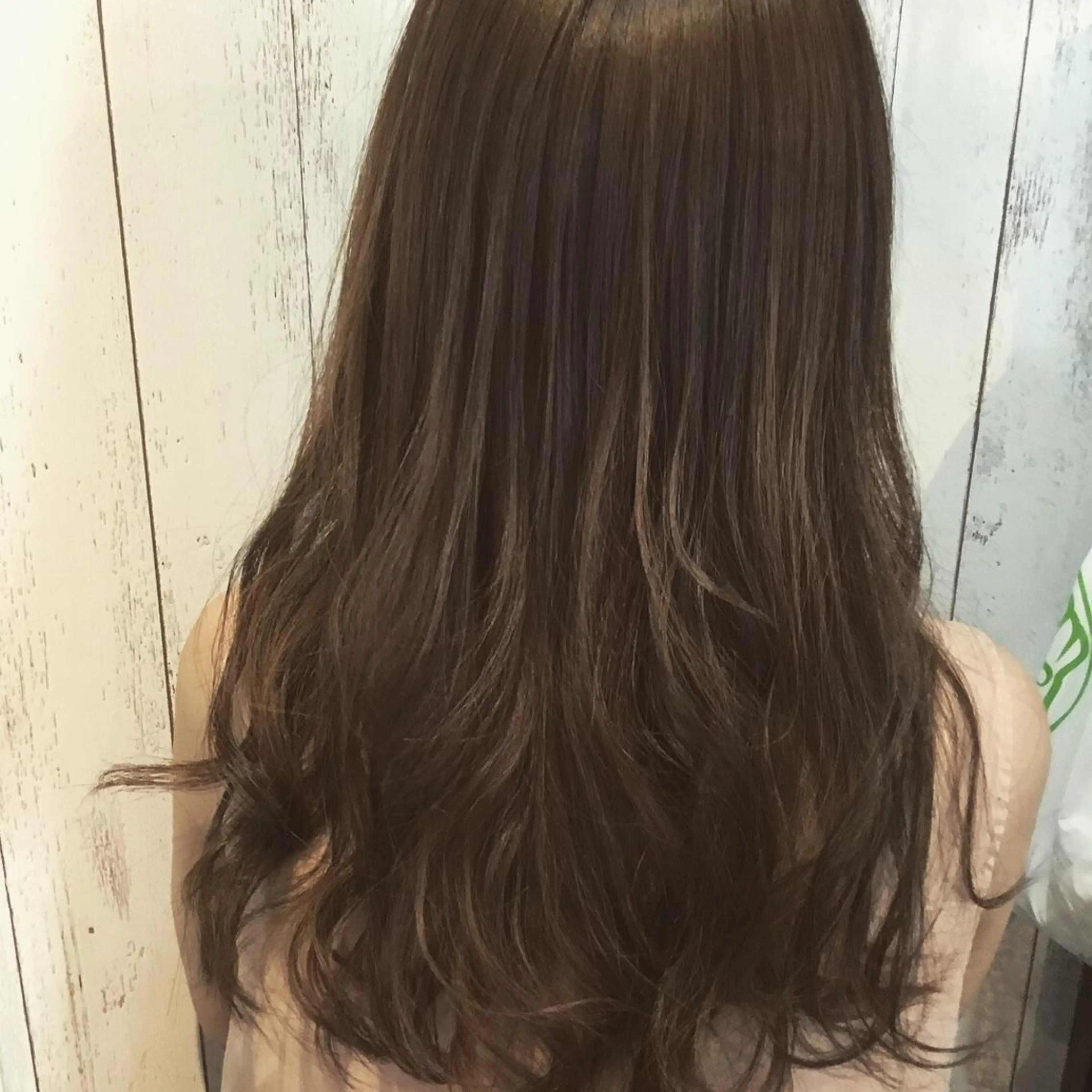 セミロング カラー パーマ embrace エンブレイスのヘアスタイル