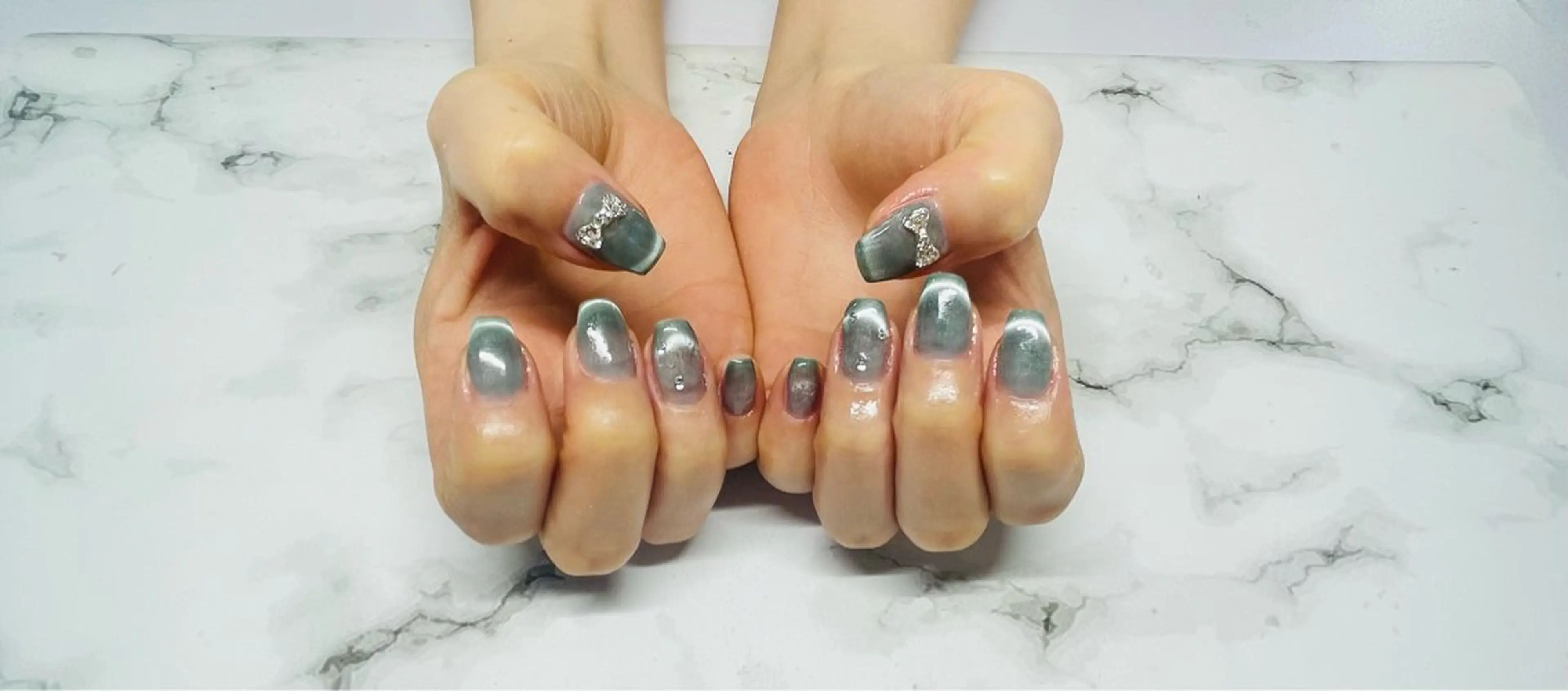 ネイル フレンチネイル マグネットネイル マグネットフレンチ Star Beautyのネイルデザイン