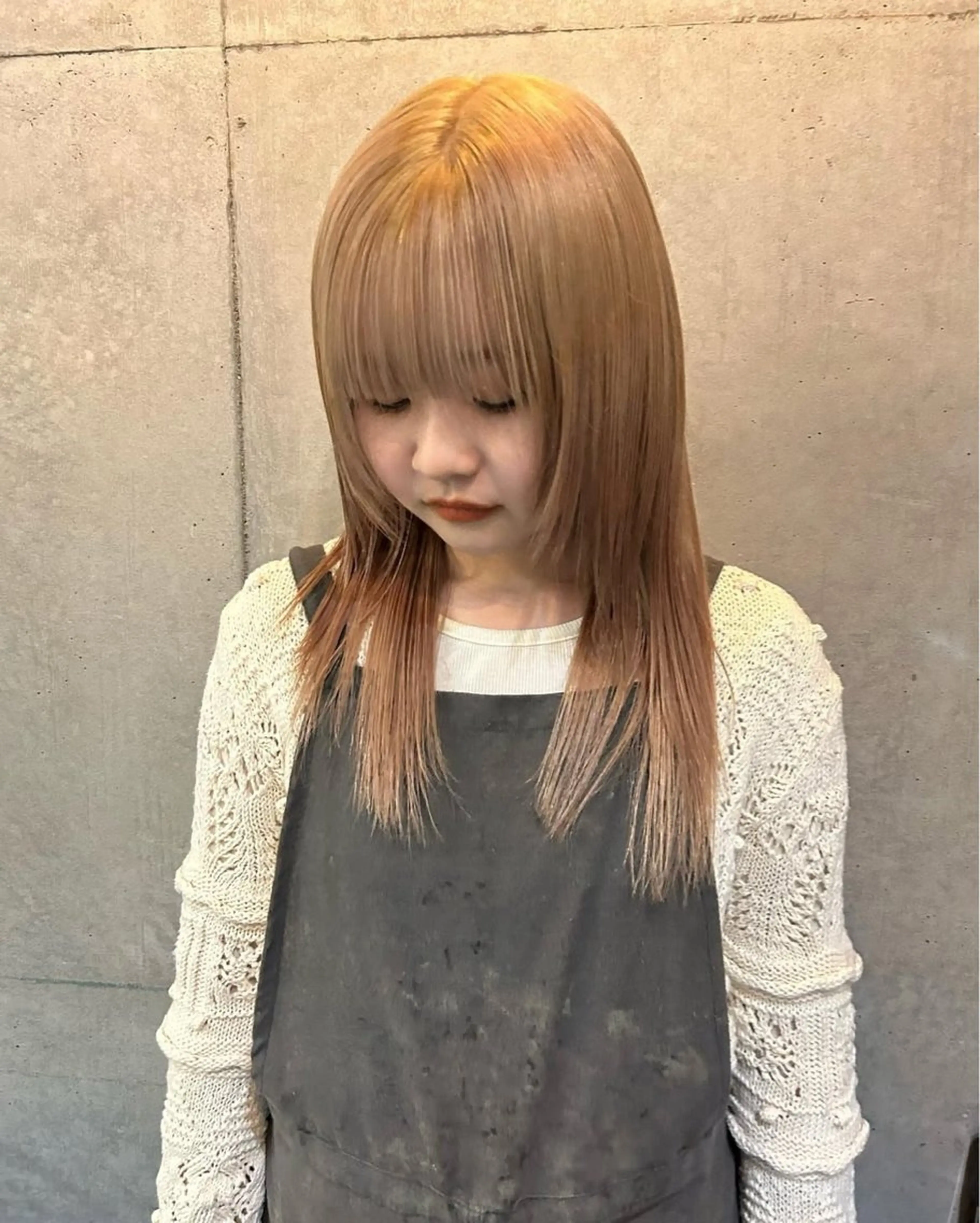 ミディアム カラー ベージュカラー ブリーチ 韓国ヘア/ボブ/レ イヤー/ EMIRIのヘアスタイル