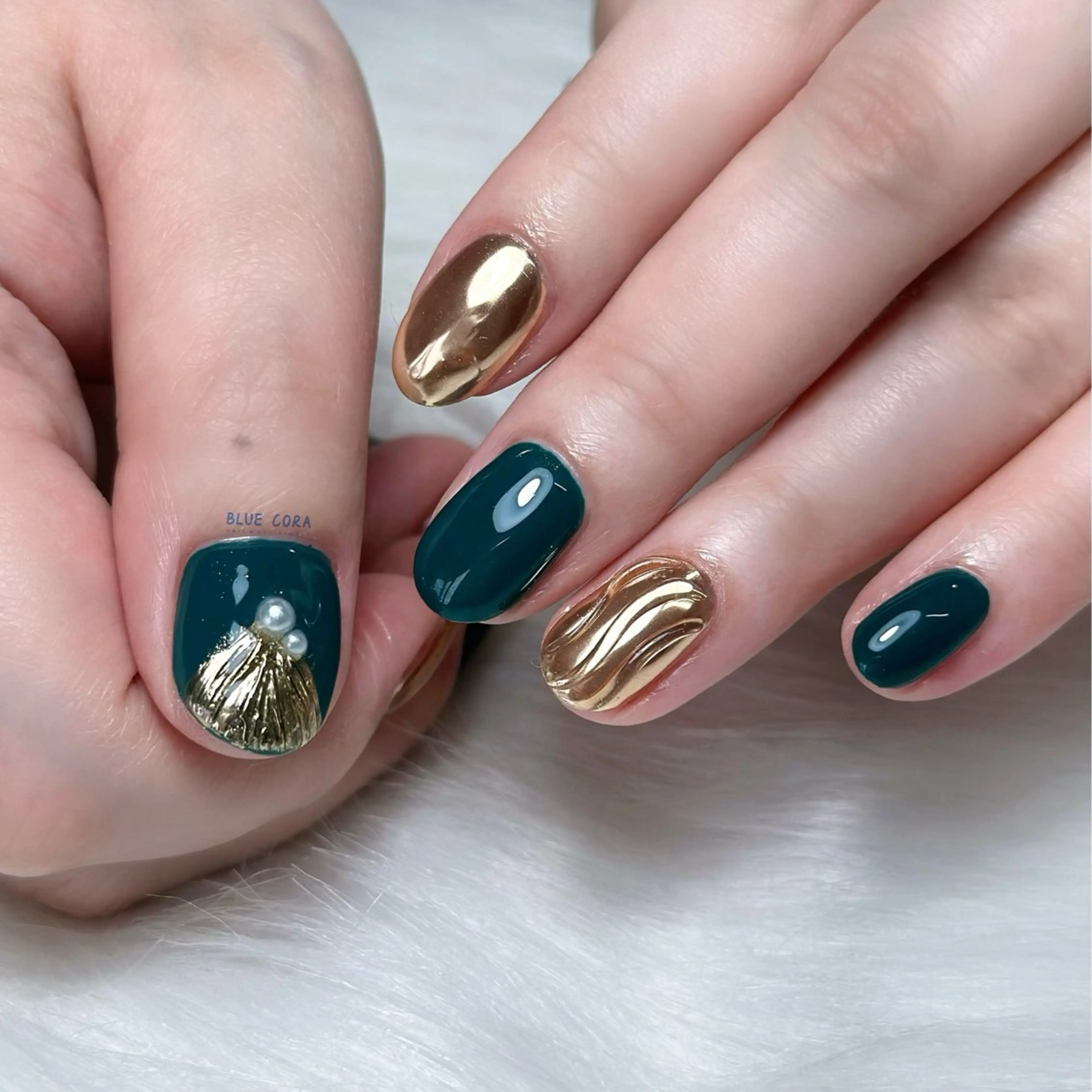 ネイル マットネイル ミラーネイル ハンドネイル ハンドケア BLUE CORA所属・BLUE CORAのネイルデザイン