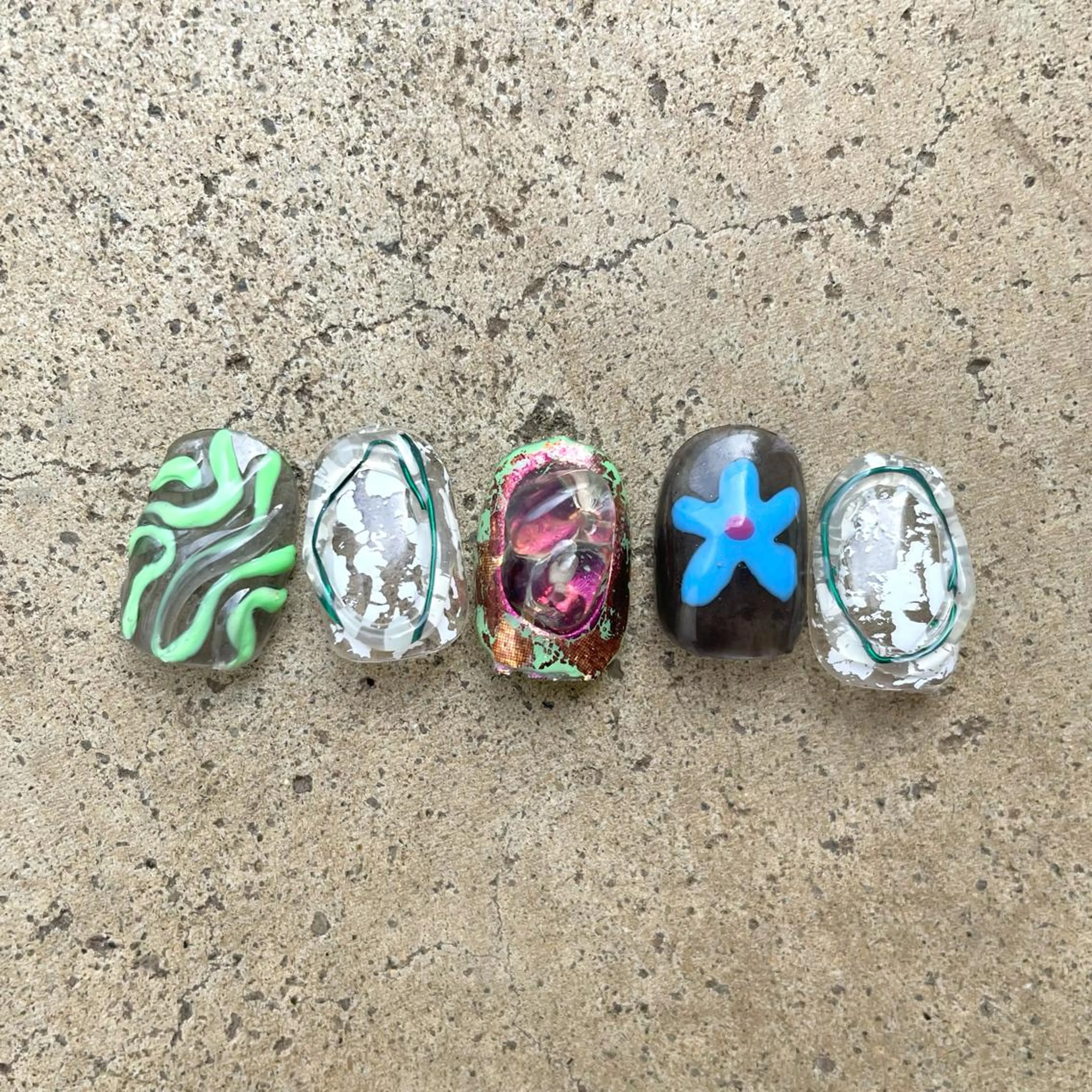 ネイル AOI✩⡱ y2kネイルのネイルデザイン