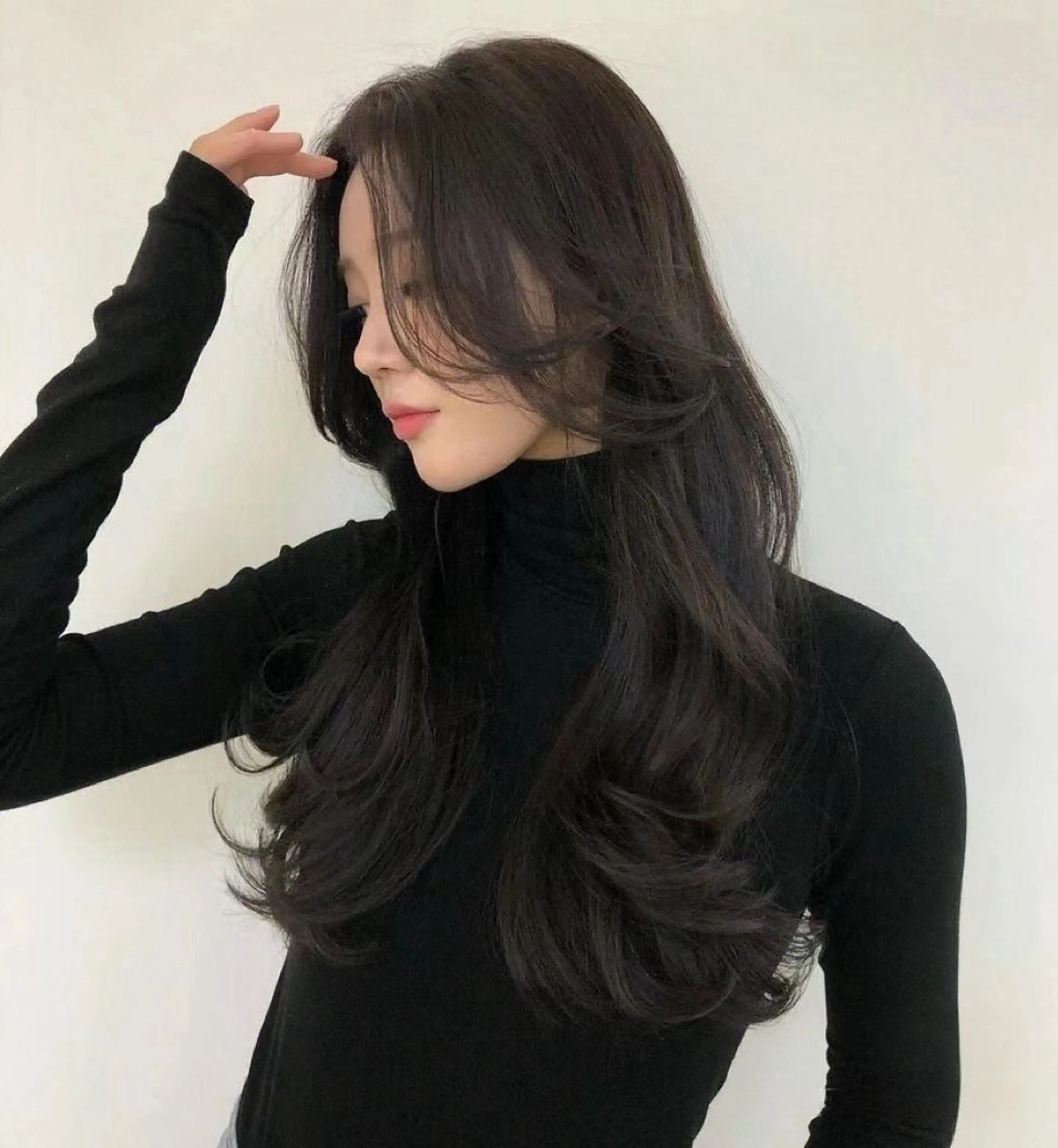 セミロング カラー レイヤーカット 外ハネヘア カット ヘアカラー トリートメント 鈴木 一貴のヘアスタイル