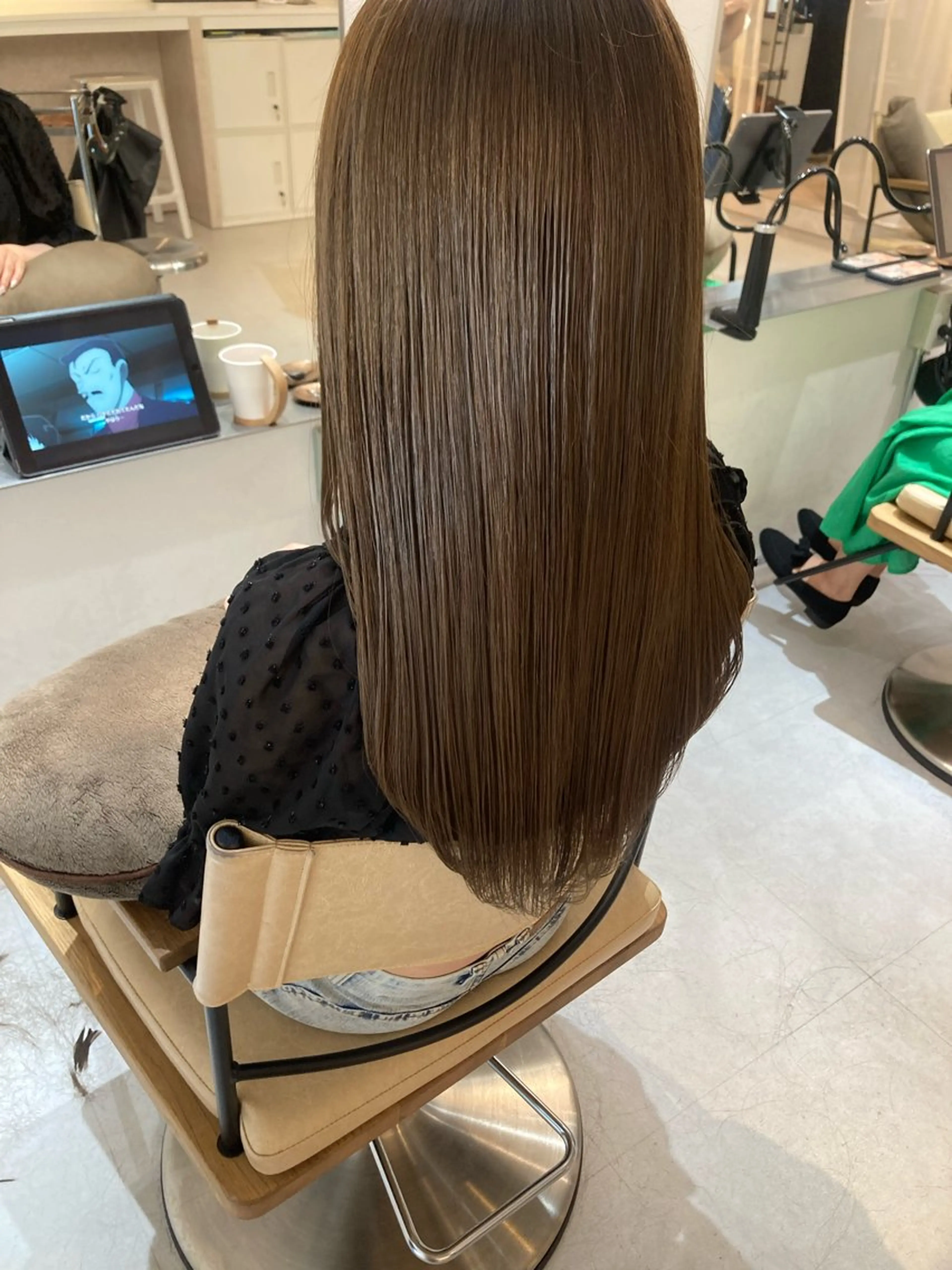 ロング カット ヘアカラー トリートメント ✨色持ちの良い艶 カラー✨蟹江真世のヘアスタイル