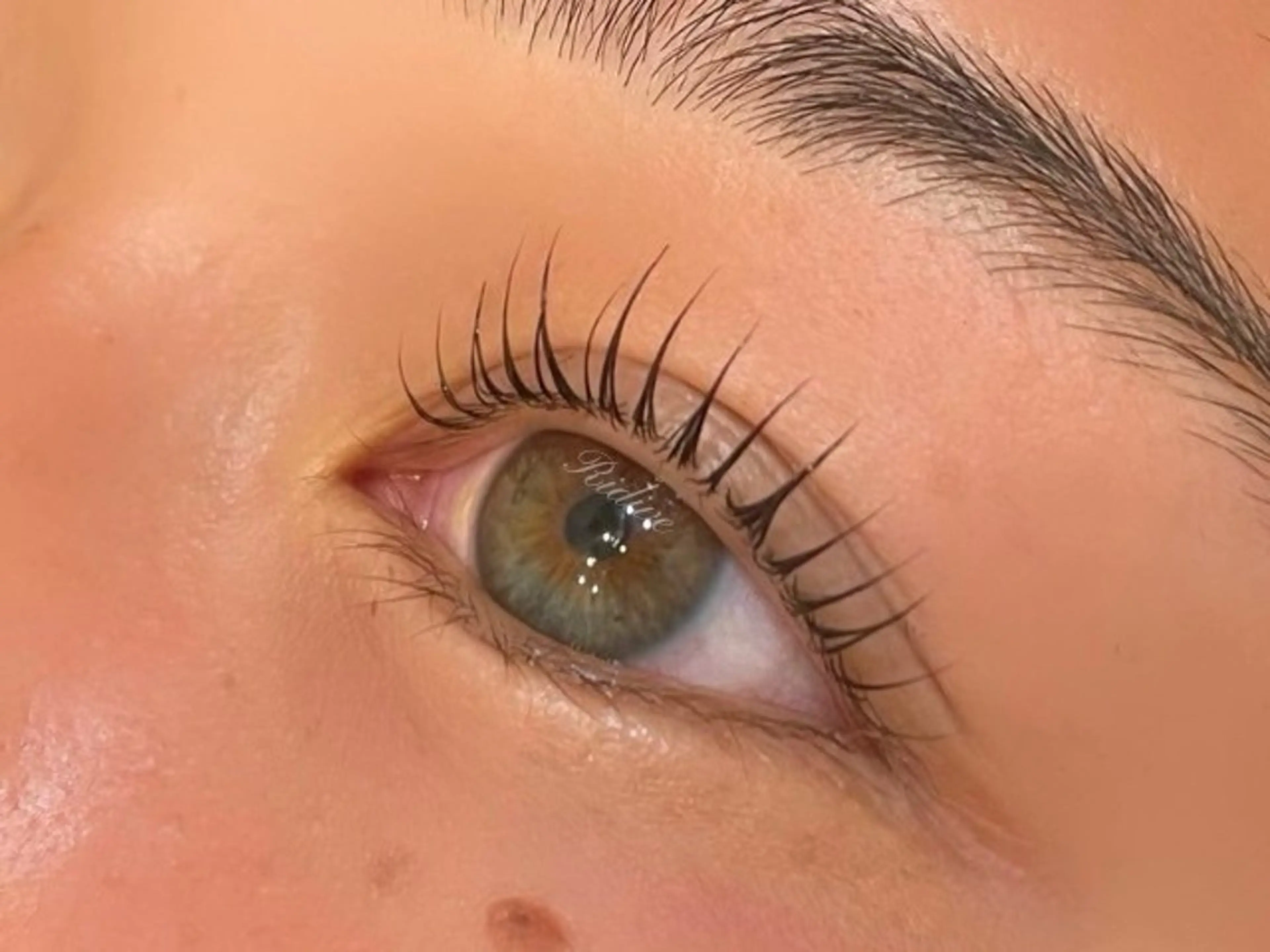 パーマ アイブロウサロンRidive武蔵小杉所属・Ridive Endo🍙の眉毛・アイブロウイメージ