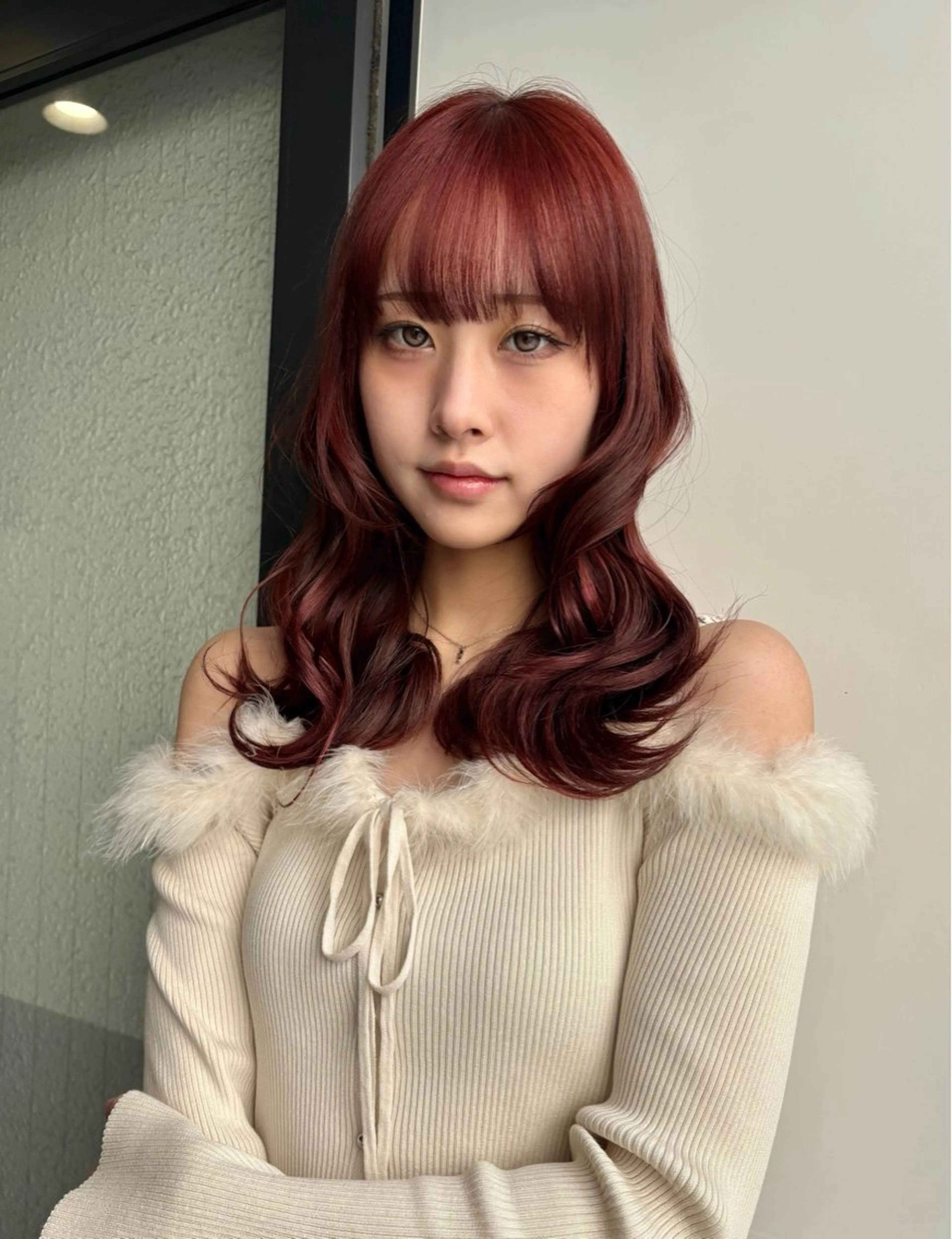 セミロング ヘアアレンジ 小顔カット ヘアセット 艶ハイトーン/ 輝保🤍✨のヘアスタイル