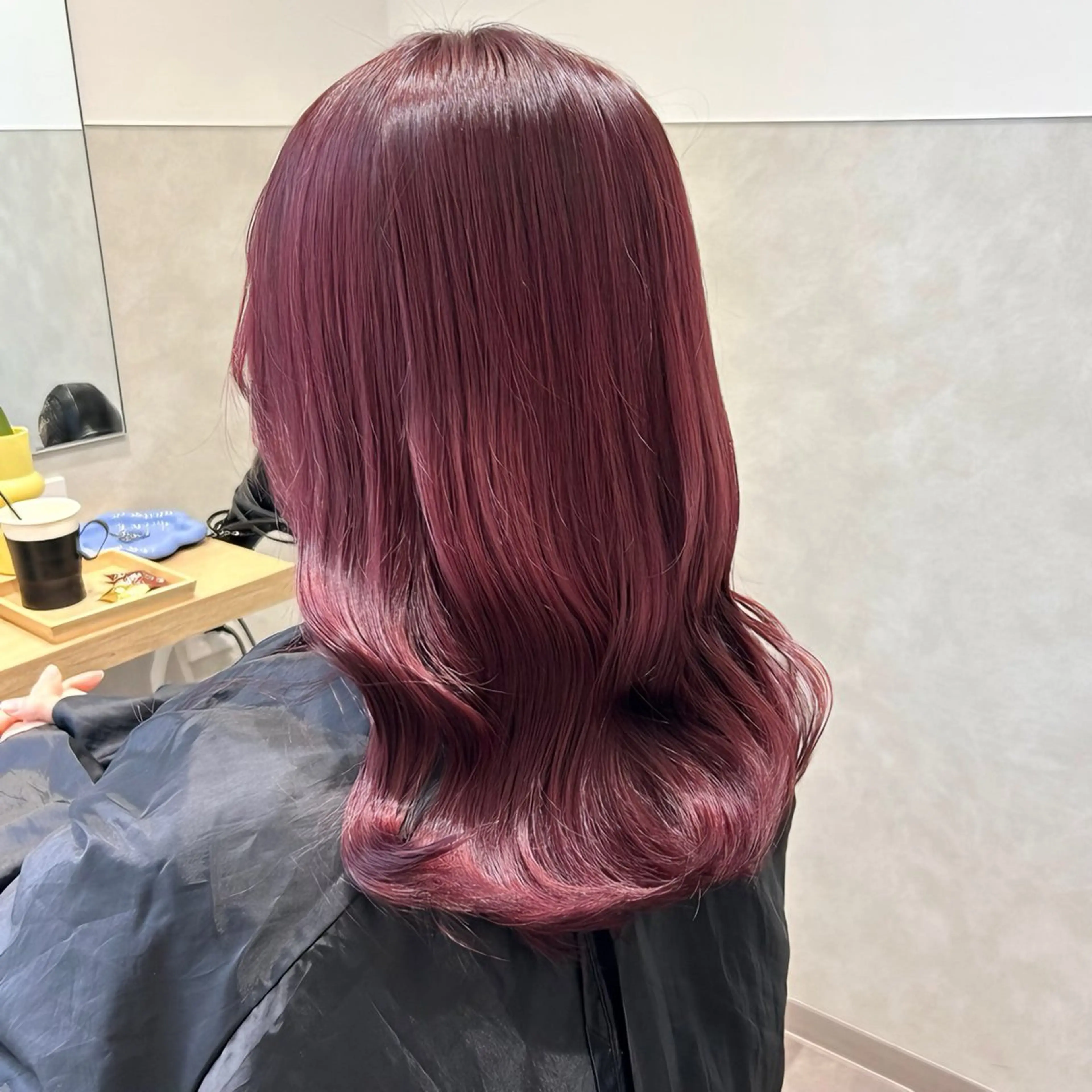 セミロング カラー ᴋᴀɴᴀ 🎀のヘアスタイル
