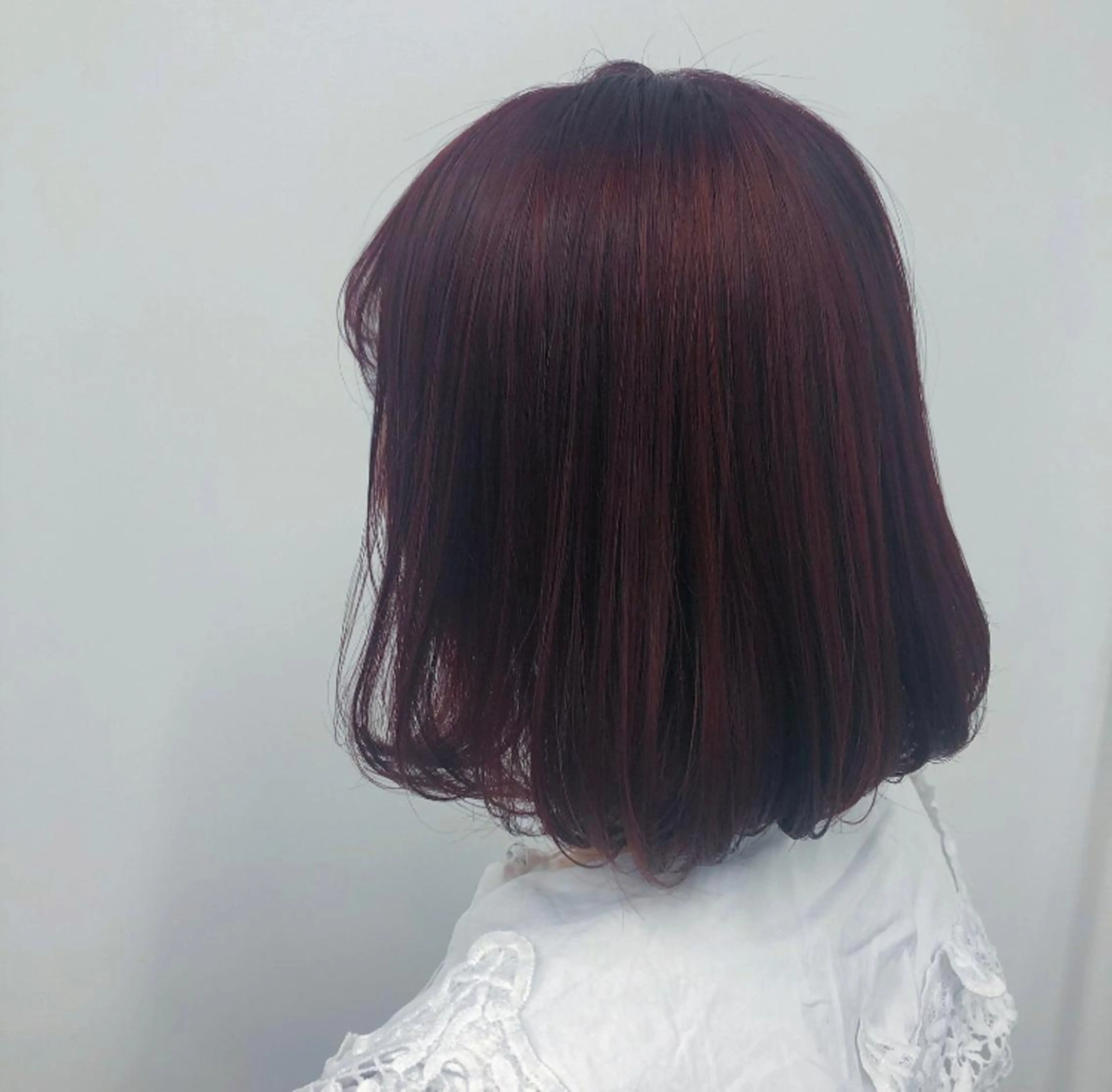 ミディアム カラー ブリーチ カシス ブリーチなしカラー ピンクカラー レイヤー/ハイトーン 🧸SENAのヘアスタイル