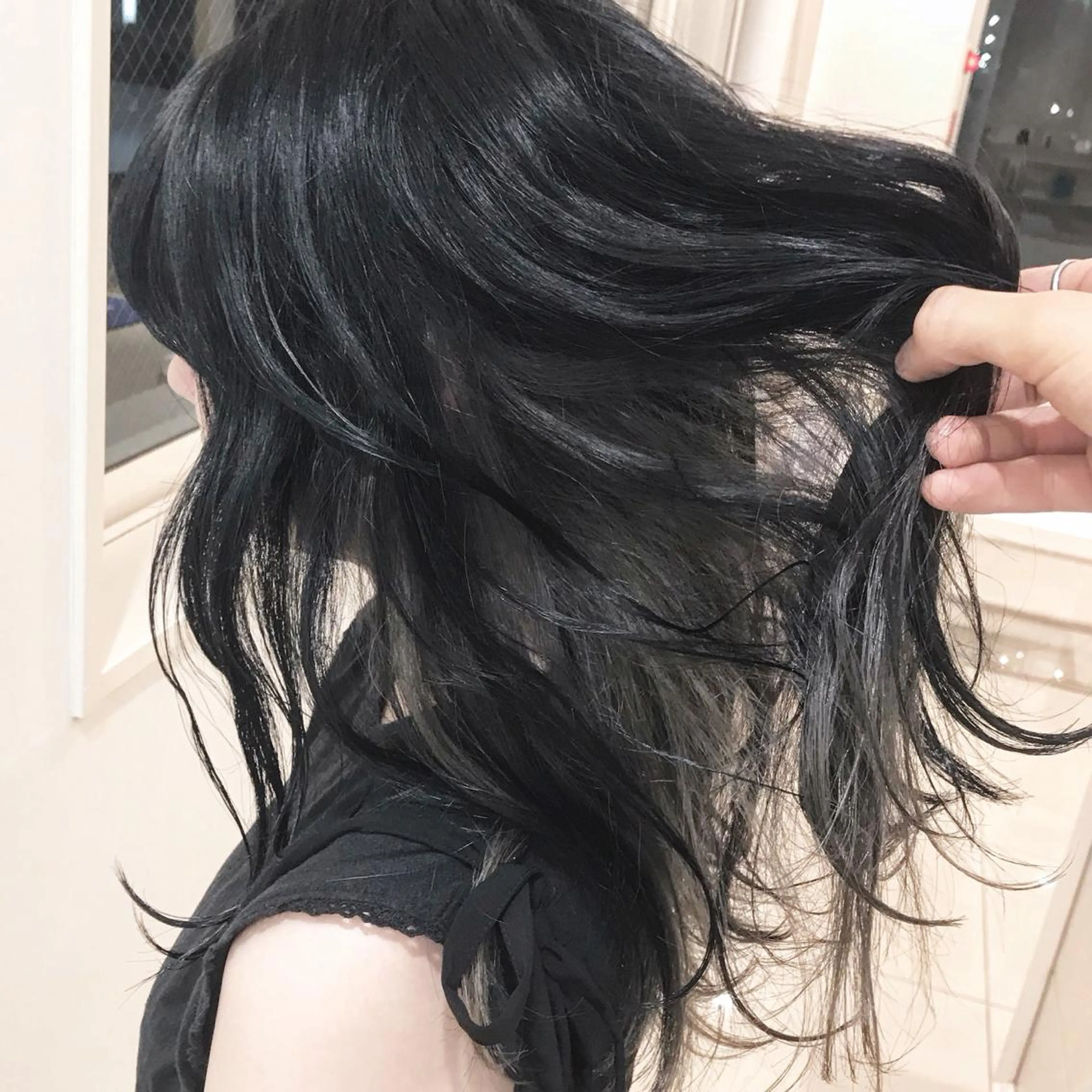 セミロング カラー LATTAN COSITU所属・店長 大方康暉のヘアスタイル