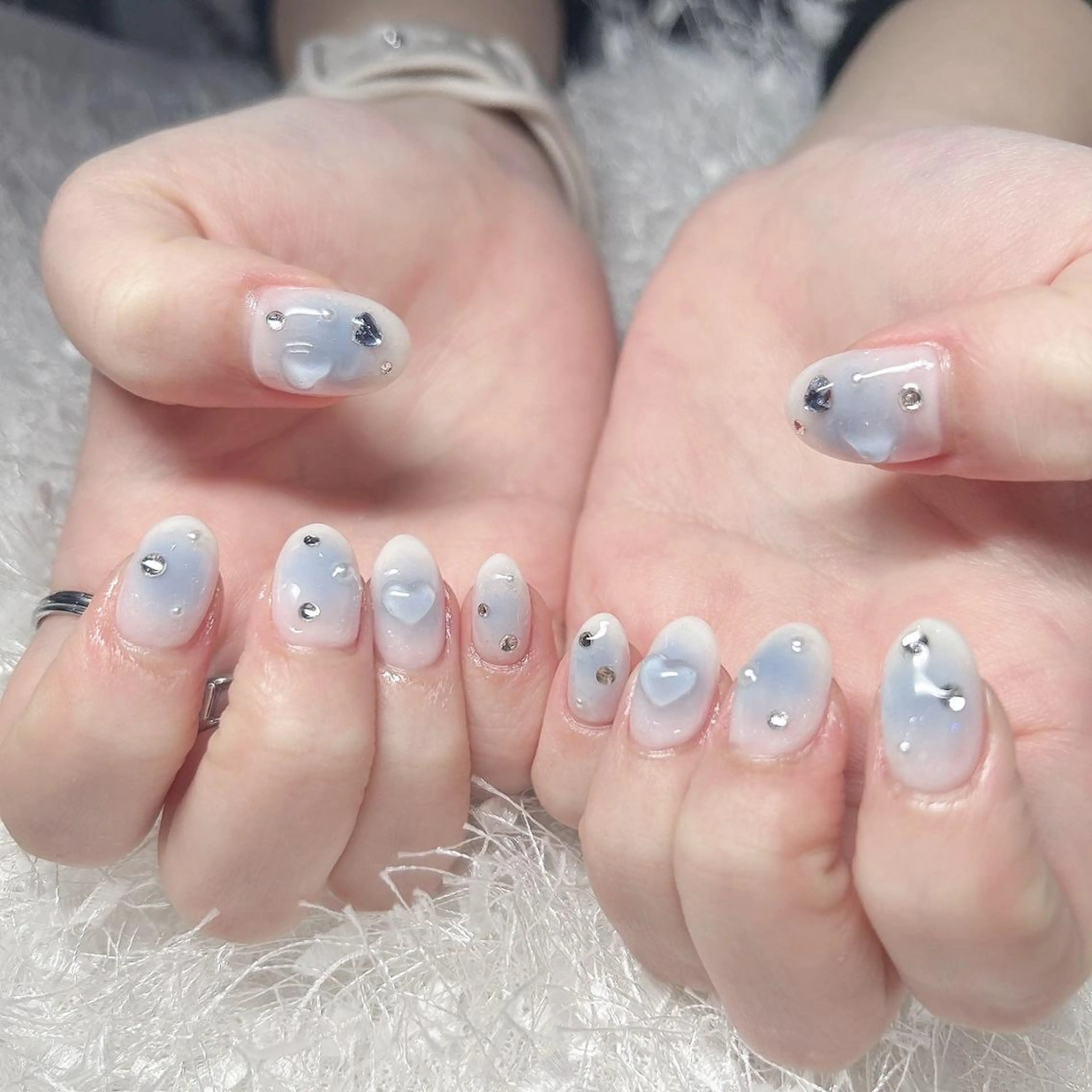 ネイル チークネイル 長さ出し フレンチネイル ジェルネイル グラデーション ハンドネイル Nail&eye Belire 新宿のネイルデザイン