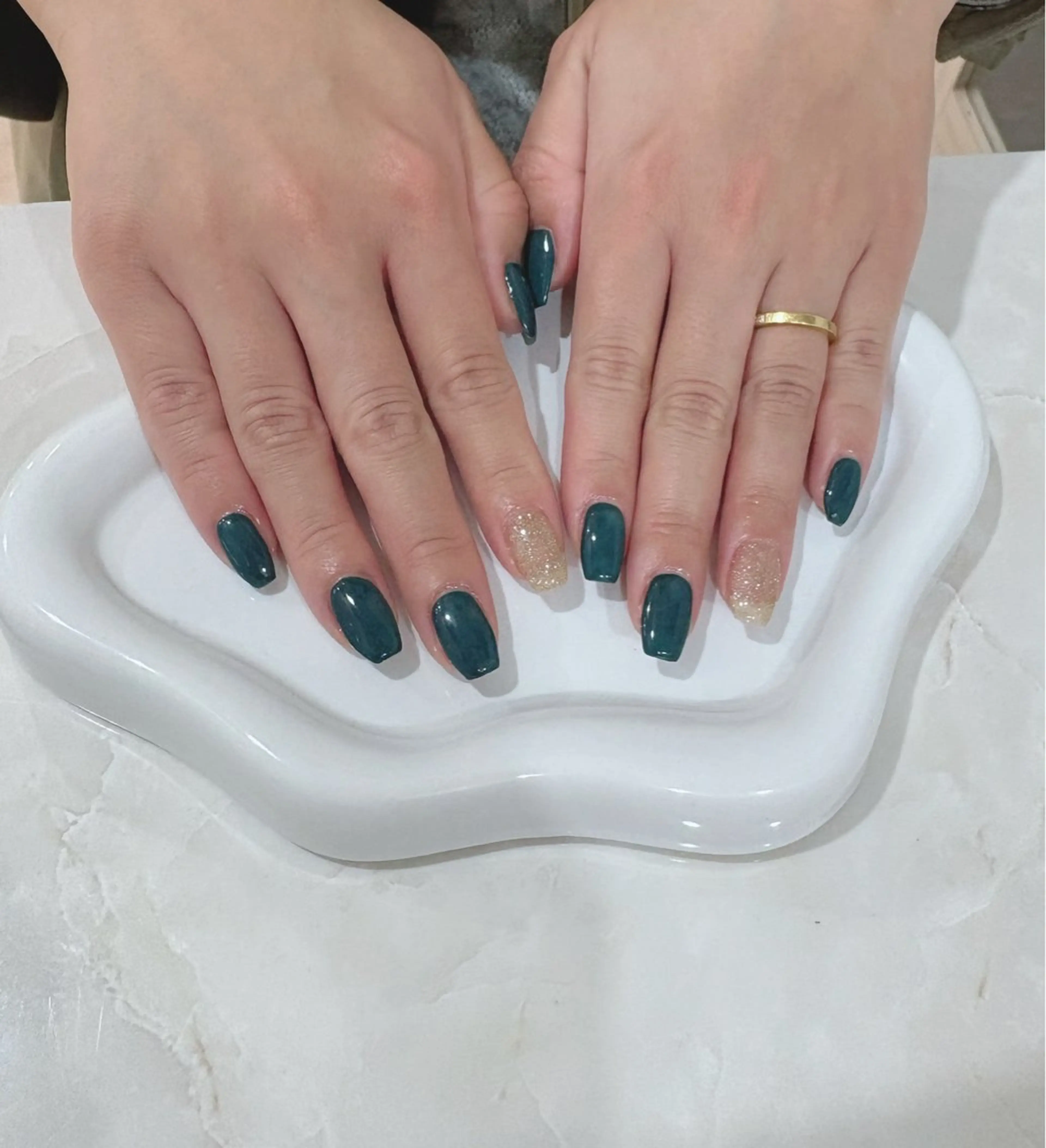 💅ワンカラー/カラグラ/ラメグラ/マグネット/フラッシュ【リピーター様⭐️4週以内オフ込み無料】の写真