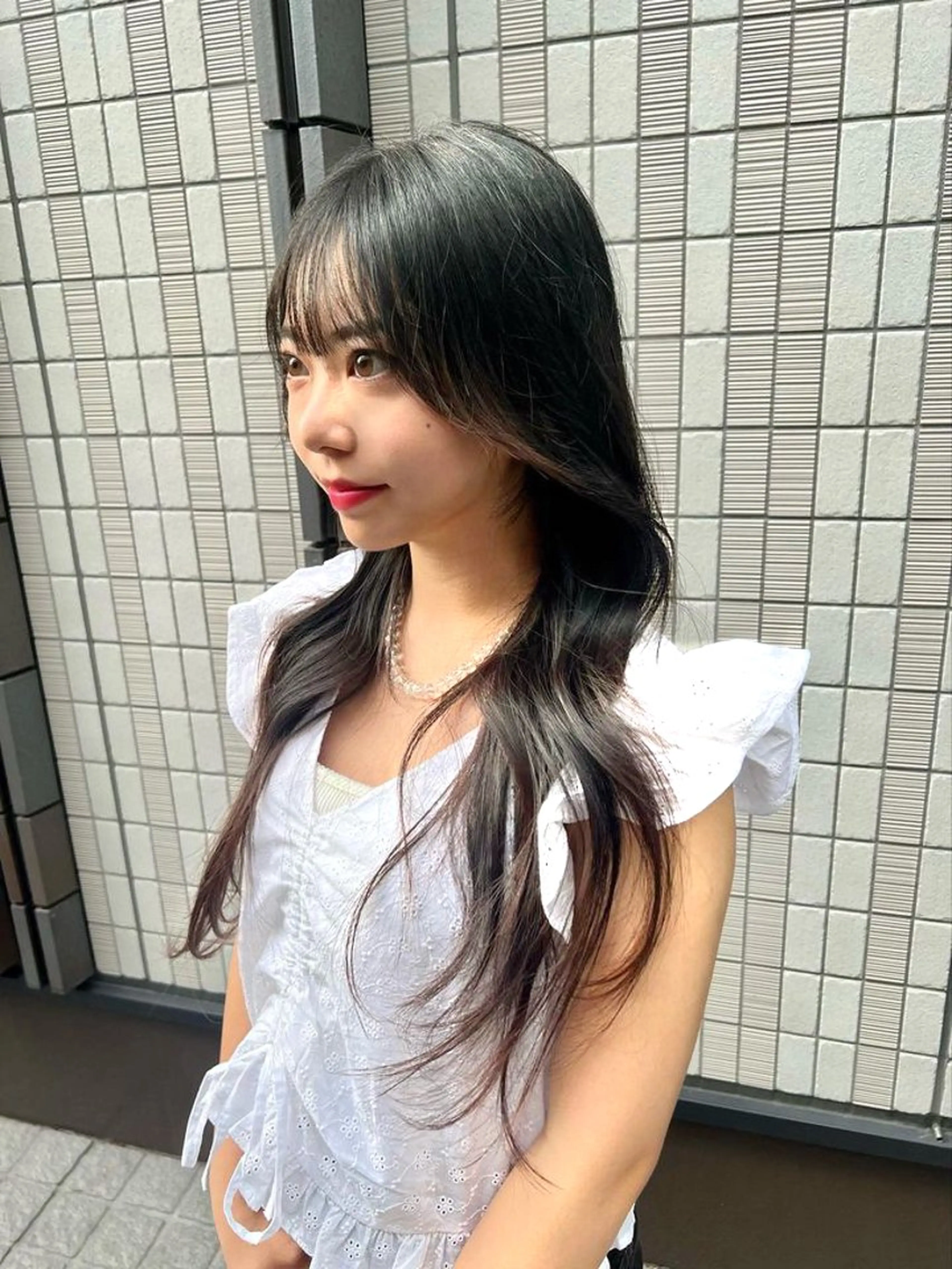 セミロング ヘアアレンジ 艶カラー/アイドル 前髪/内藤　輝のヘアスタイル