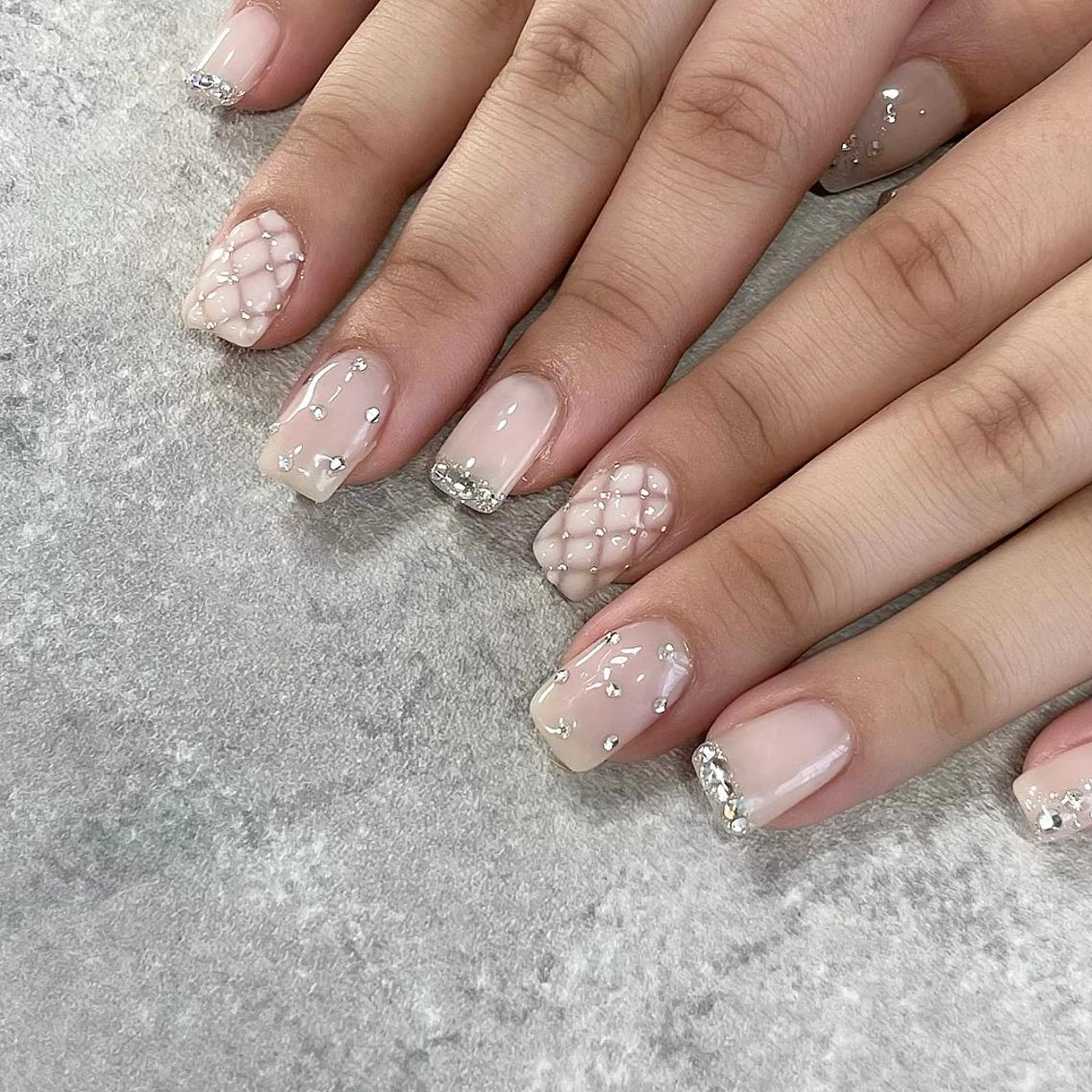 ネイル ジェルネイル 東 千夏のネイルデザイン