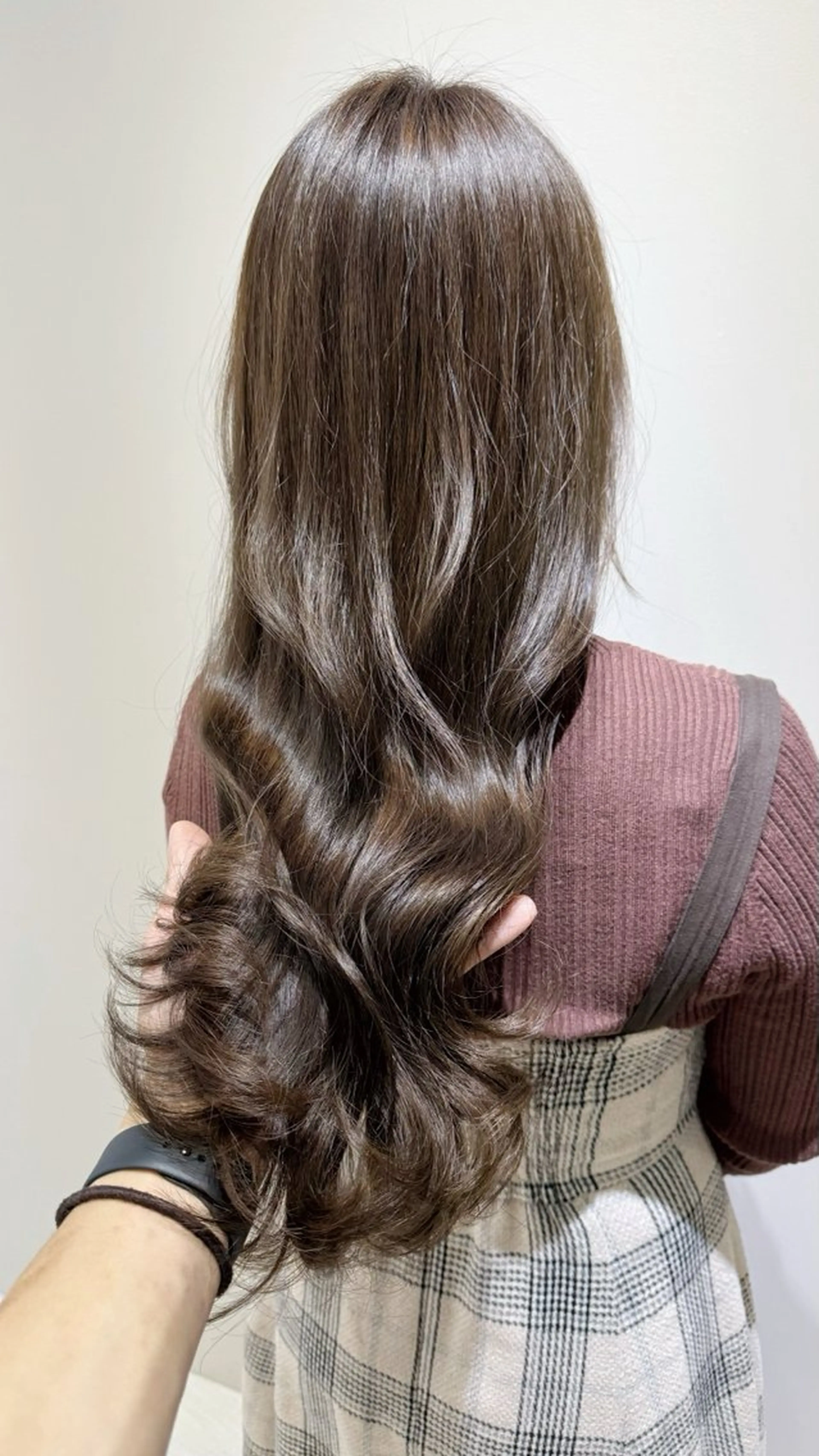 ロング カラー ブラウンカラー トリートメント カット ヘアカラー トリートメント 髙橋 誉英のヘアスタイル