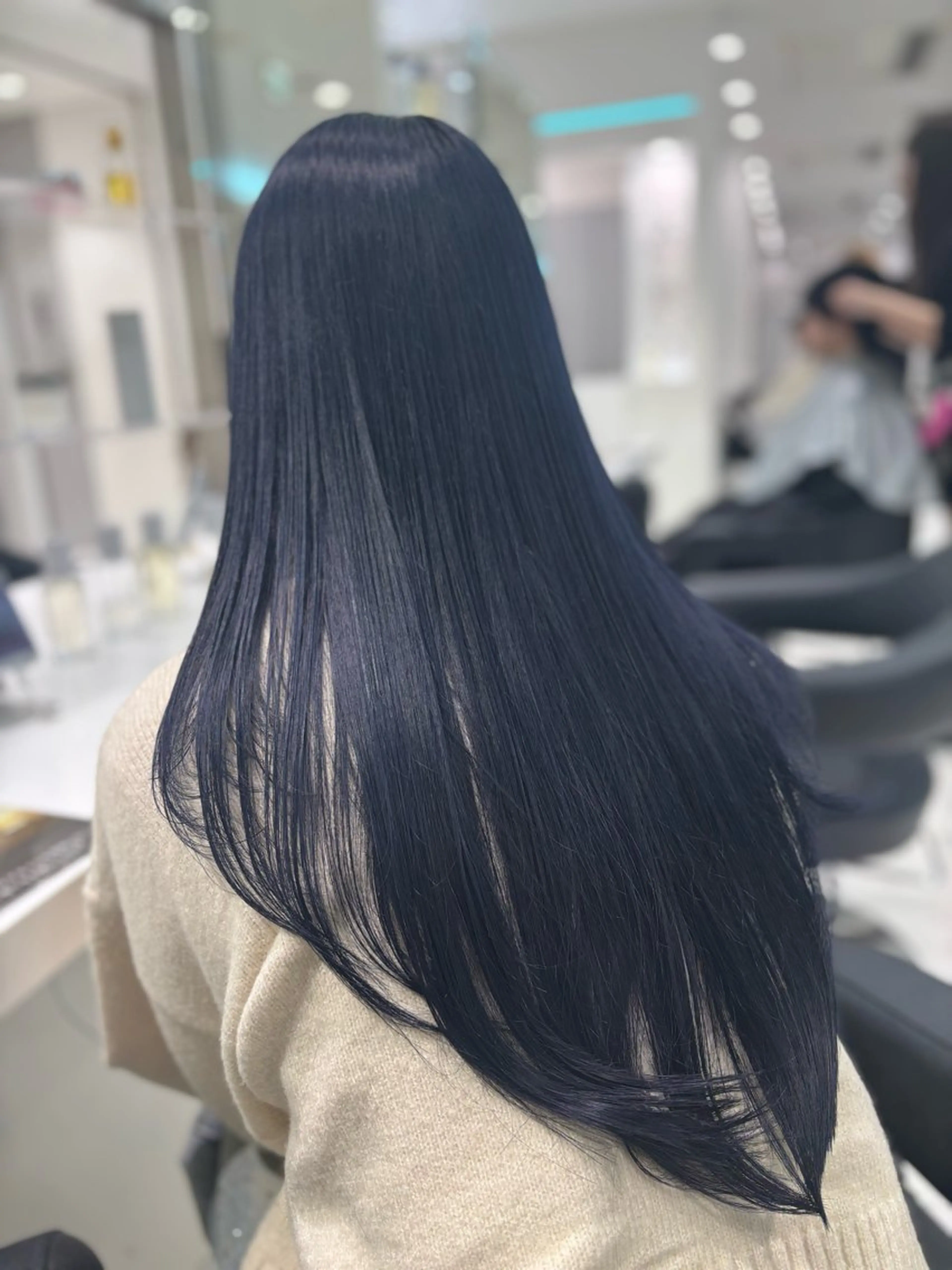 ロング カラー ヘアカラー トリートメント ヘッドスパ ヘアセット ブリーチなし透明感 ×縮毛矯正🤍ユウのヘアスタイル