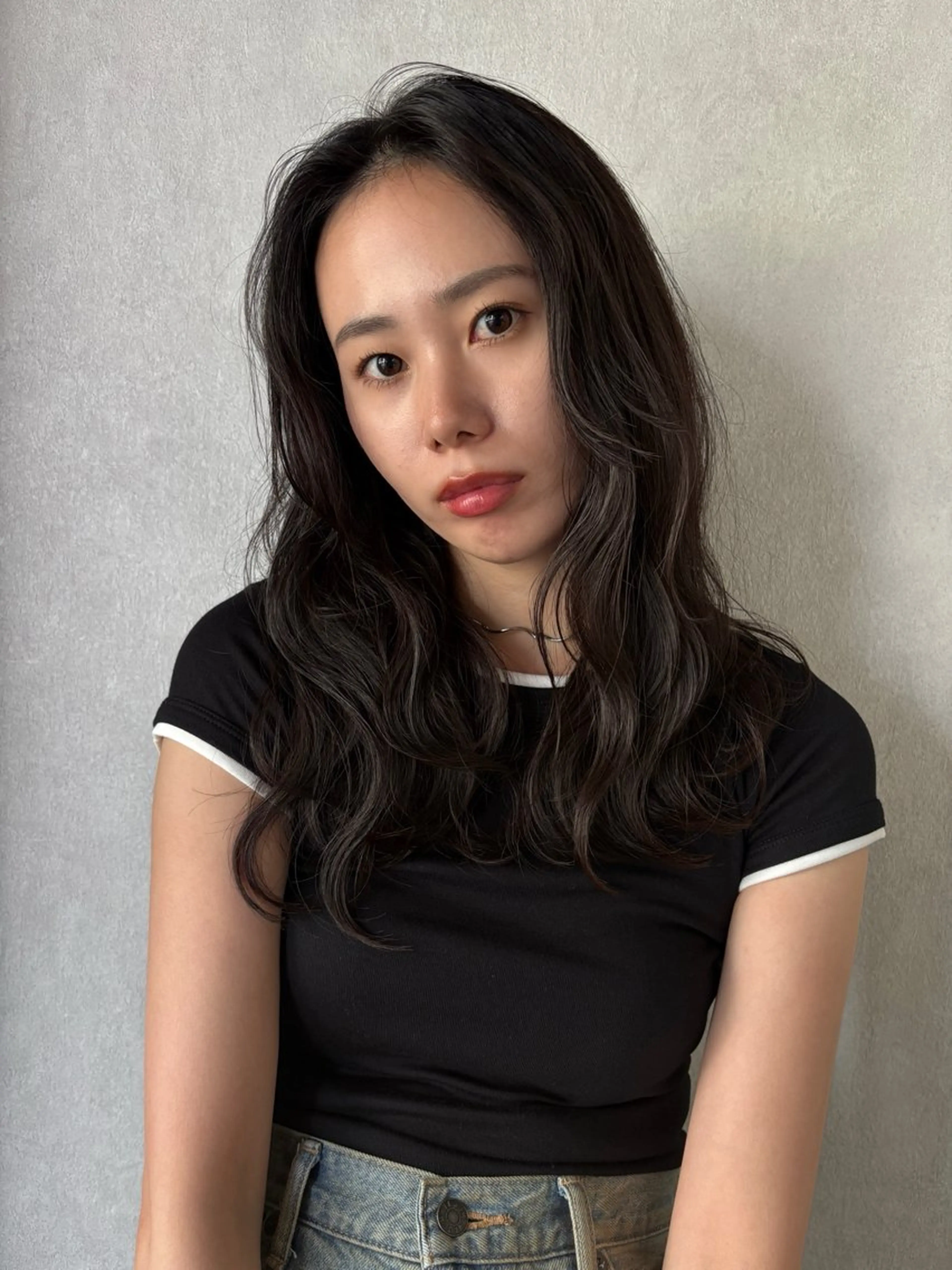 セミロング ofF élua所属・🌵ボブ/切りっぱな し/ショート藤長芽生のヘアスタイル