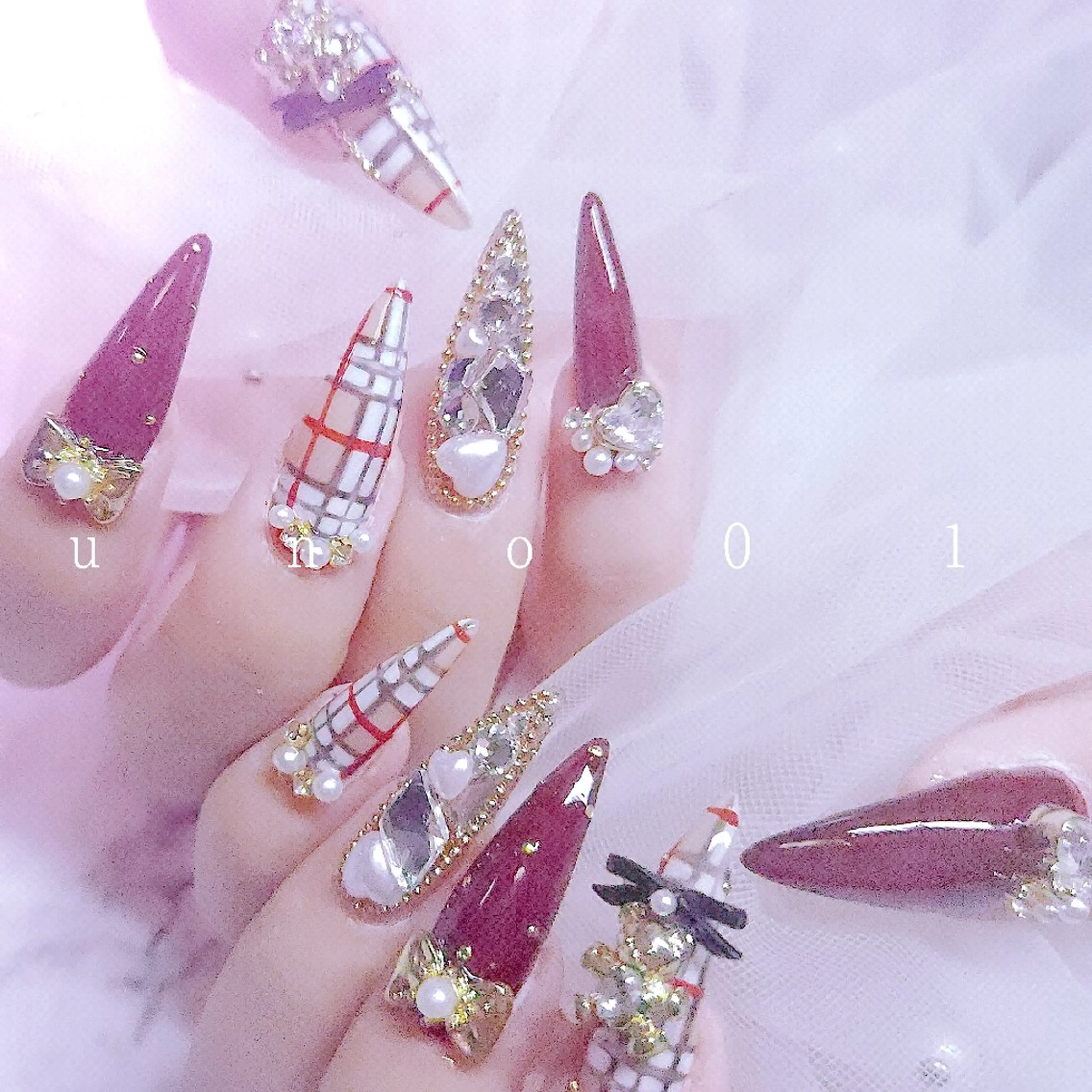 ネイル アートネイル ミディアムネイル ハンドネイル u   n   o  n a i l 01のネイルデザイン