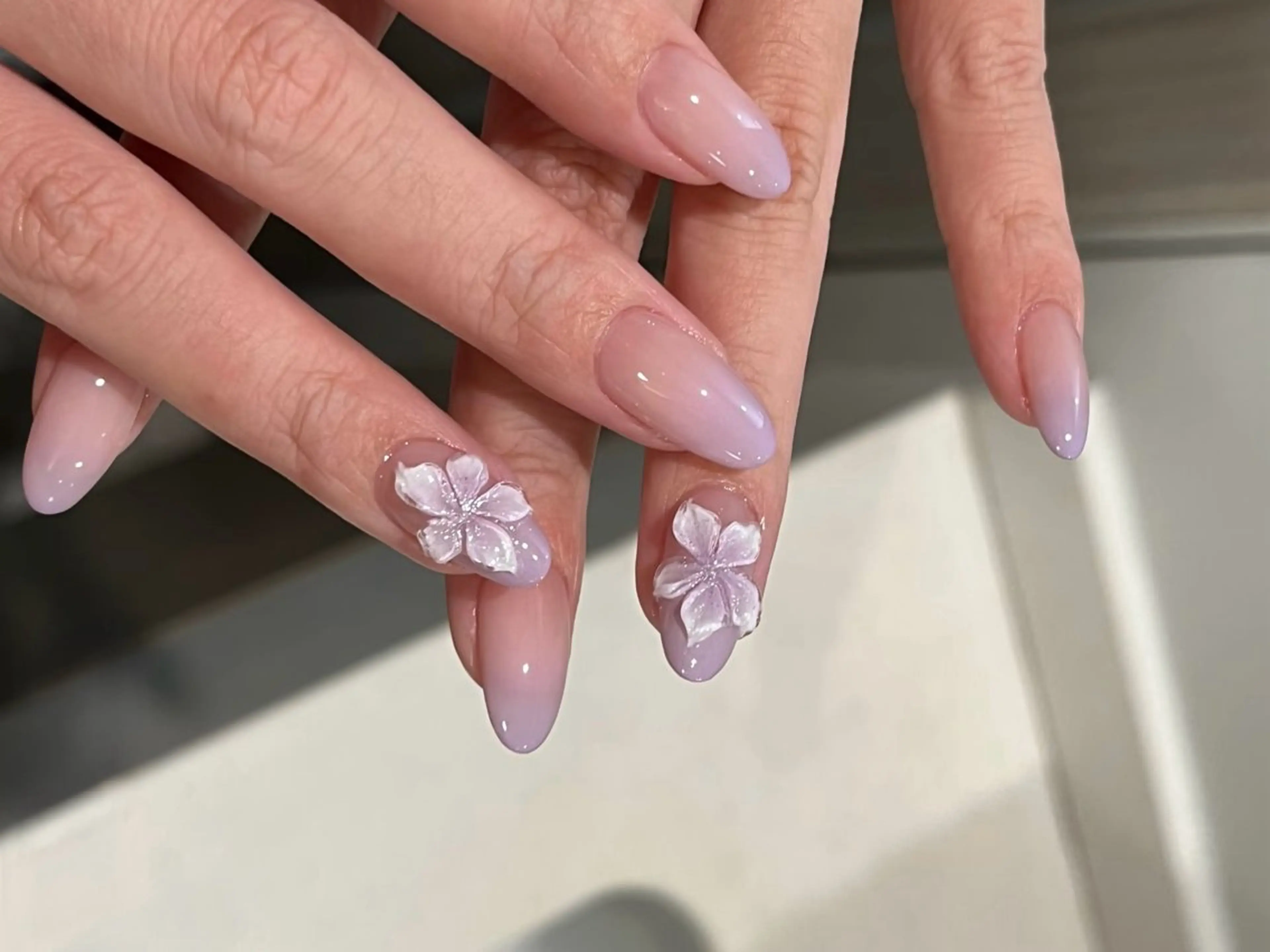 ネイル オーロラネイル 長さ出し フレンチネイル ジェルネイル ガラスフレンチ ハンドネイル Rela・S NAILのネイルデザイン