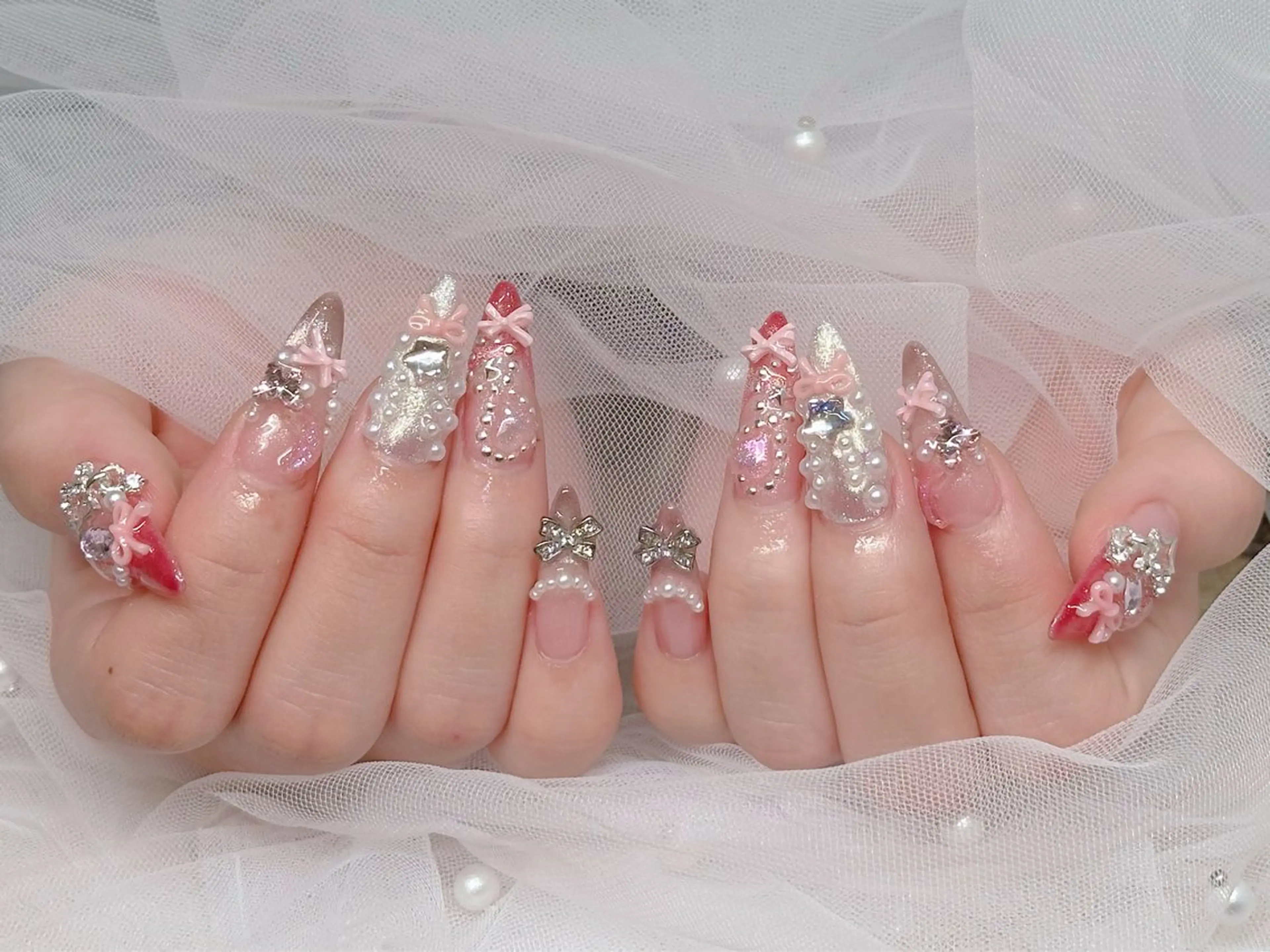 ネイル チークネイル フレンチネイル 韓国ネイル マグネットネイル ミラーネイル ハンドネイル Aki アキのネイルデザイン