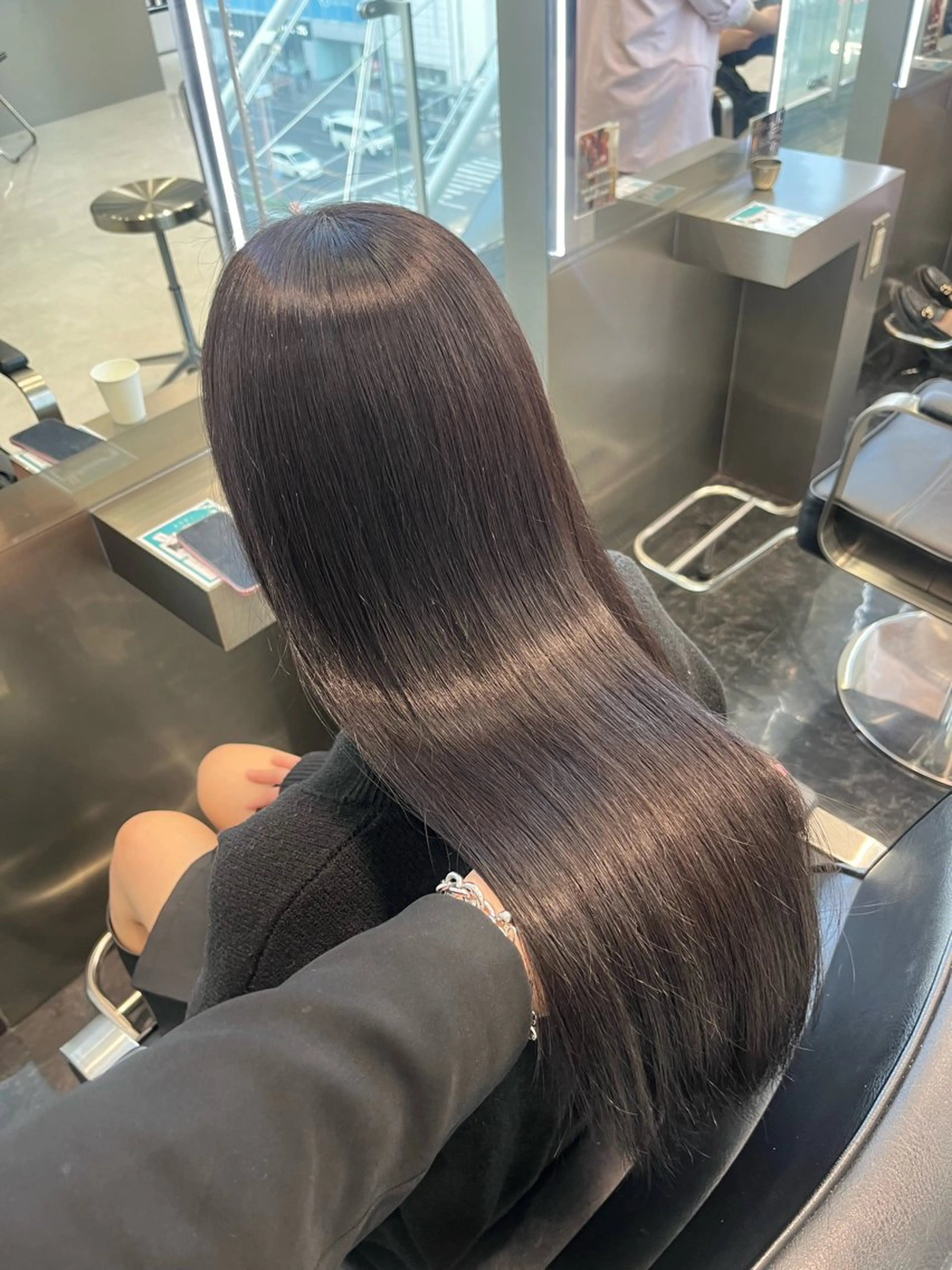 セミロング カラー ヘアアレンジ 透明感カラー ラベンダーカラー ラベンダーグレー 韓国風ヘア ヘアカラー トリートメント ヘアセット ハイトーン/透明感 髪質改善/rinaのヘアスタイル