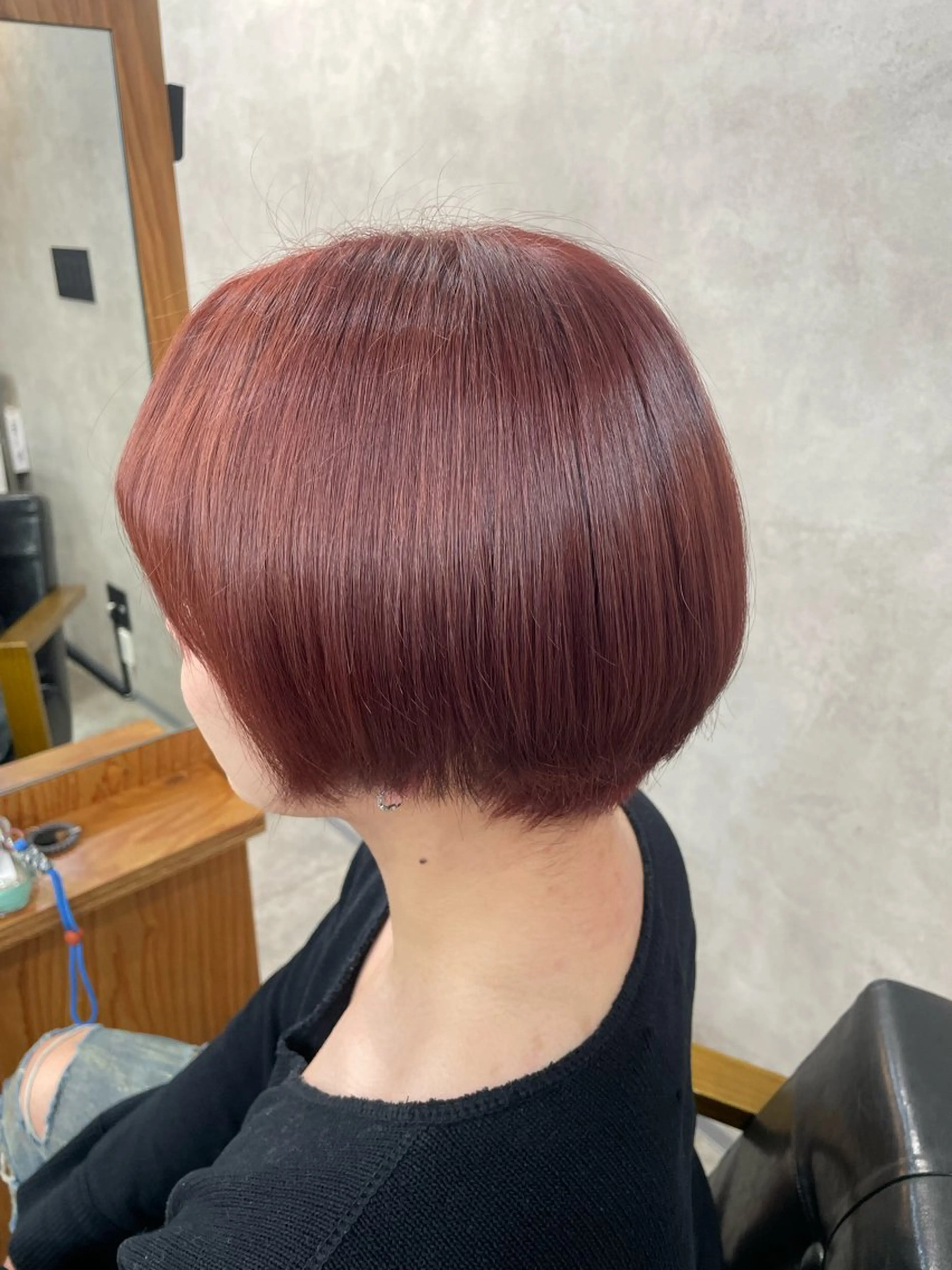 カラー メンズ 荒川 桃花のヘアスタイル