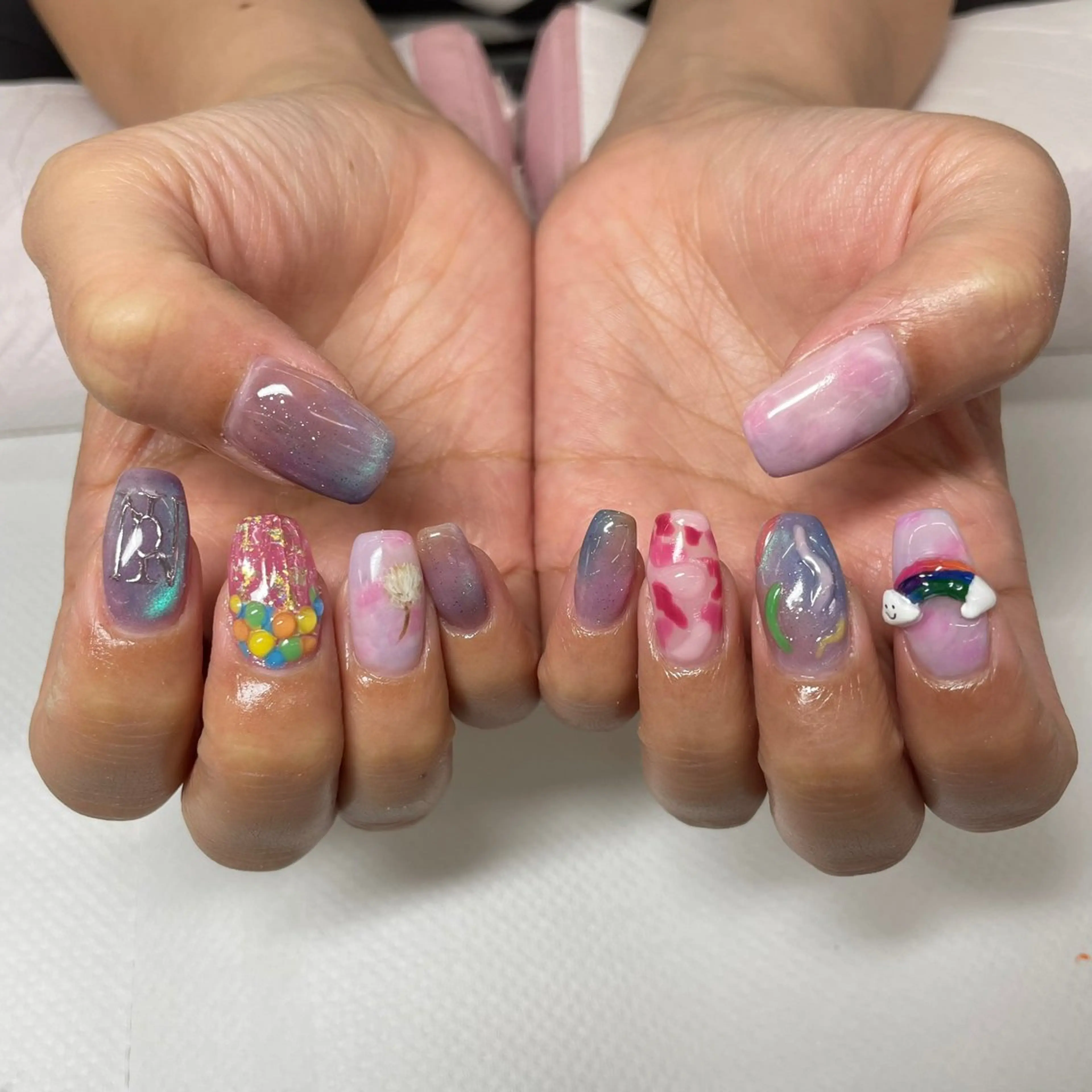 ネイル ハンドネイル CHIKASHIGE MAXKELLY🐚のネイルデザイン
