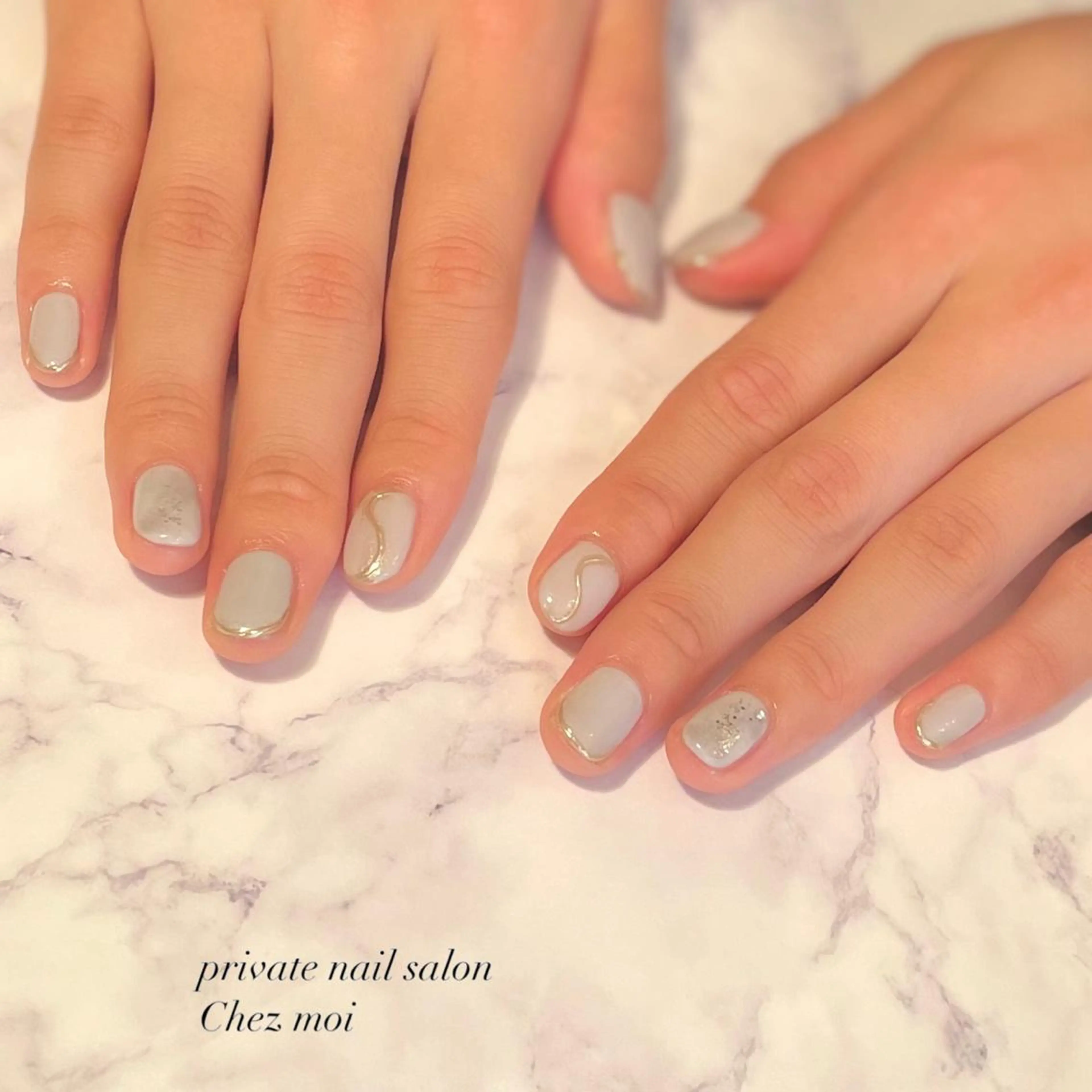 ネイル ミラーネイル KOMINE TOMOKOのネイルデザイン